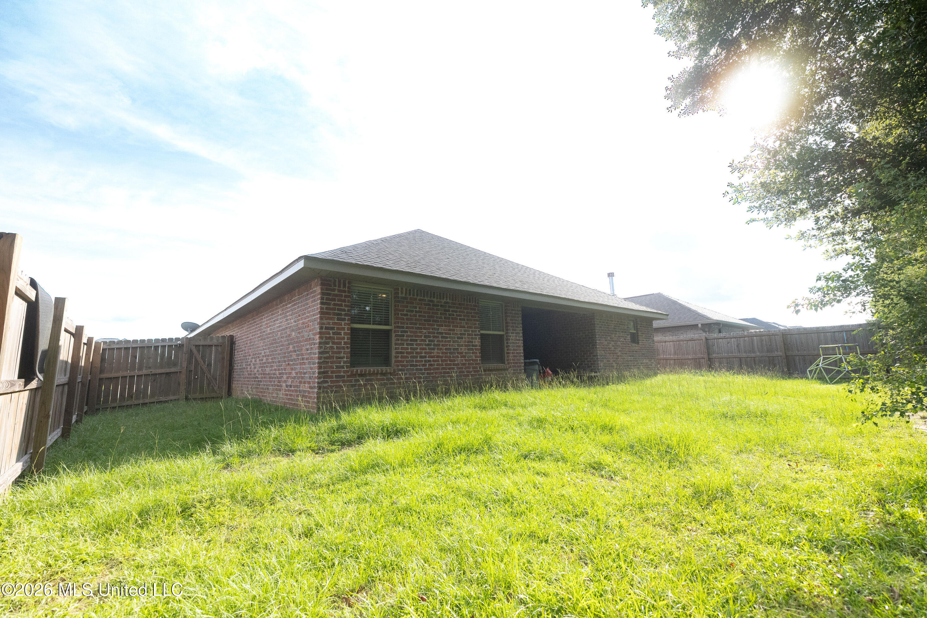 14482 Canal Loop Property Photo 25
