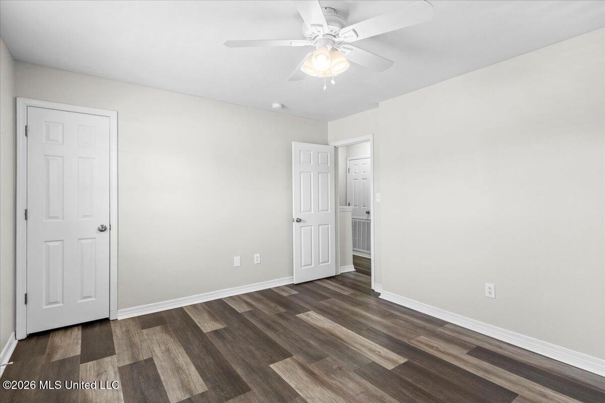 14859 Angela Drive Property Photo 12