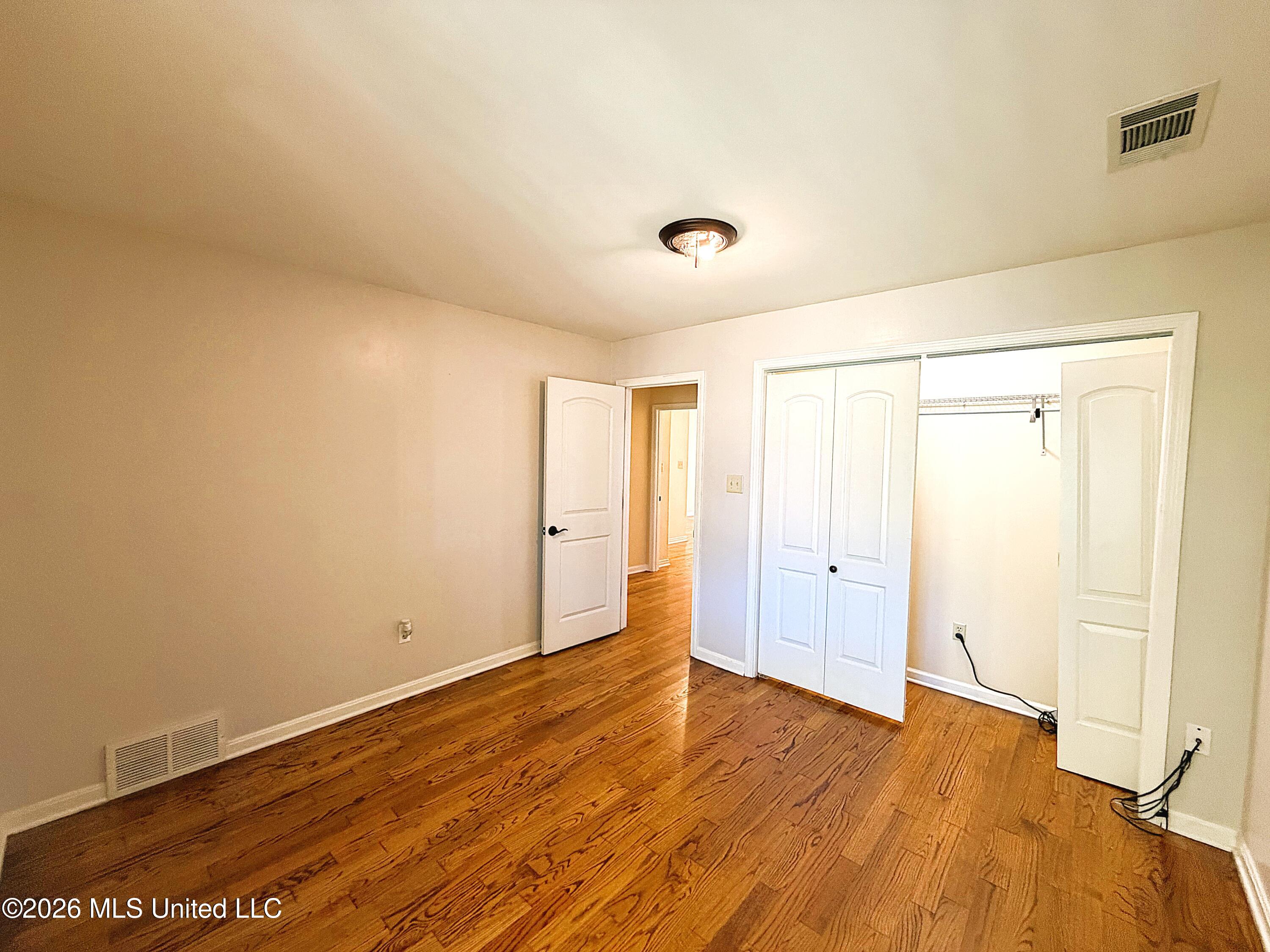 827 Tall Pine Cove Property Photo 21