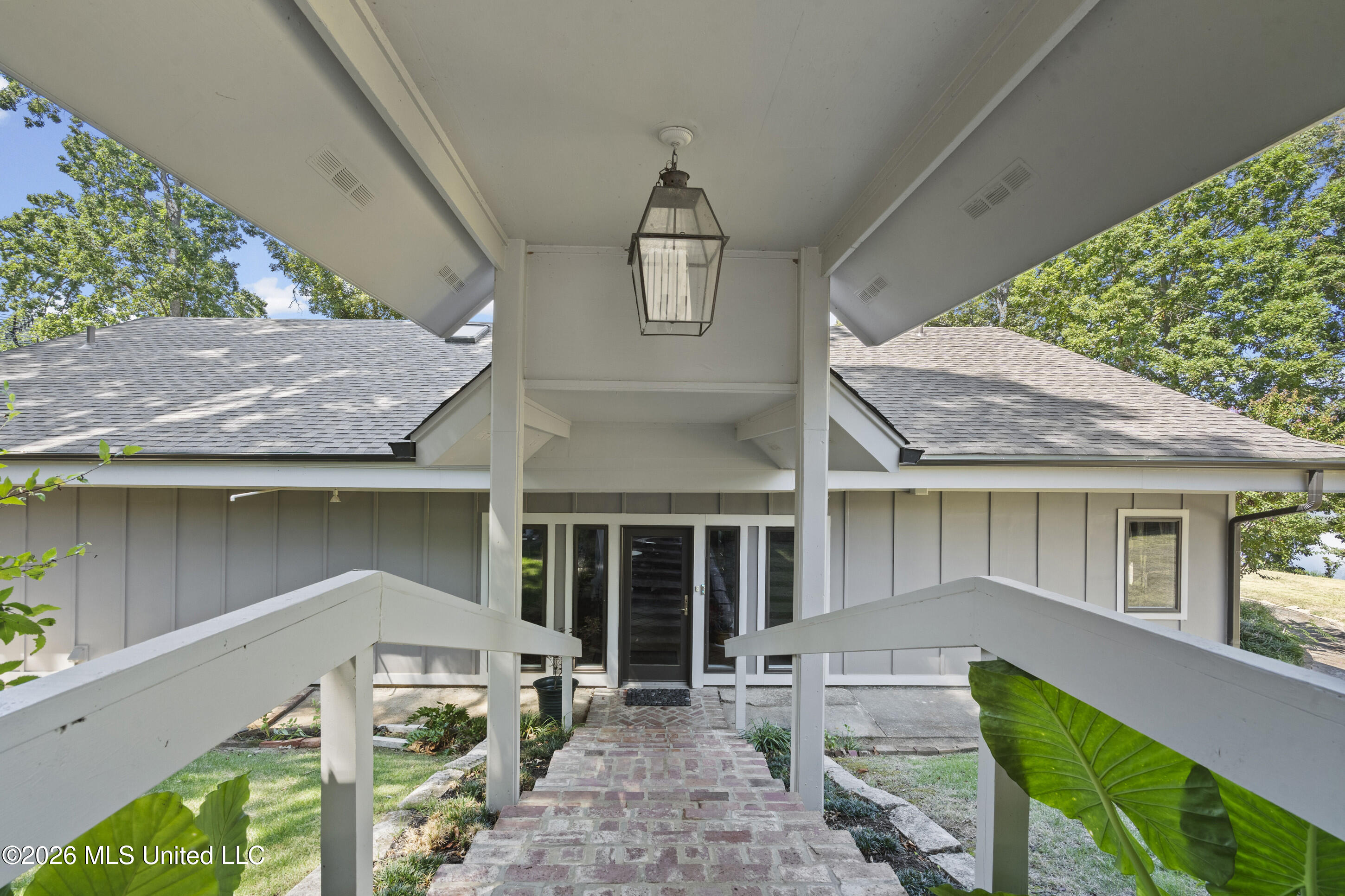11360 1st Cypress Cove Property Photo 6