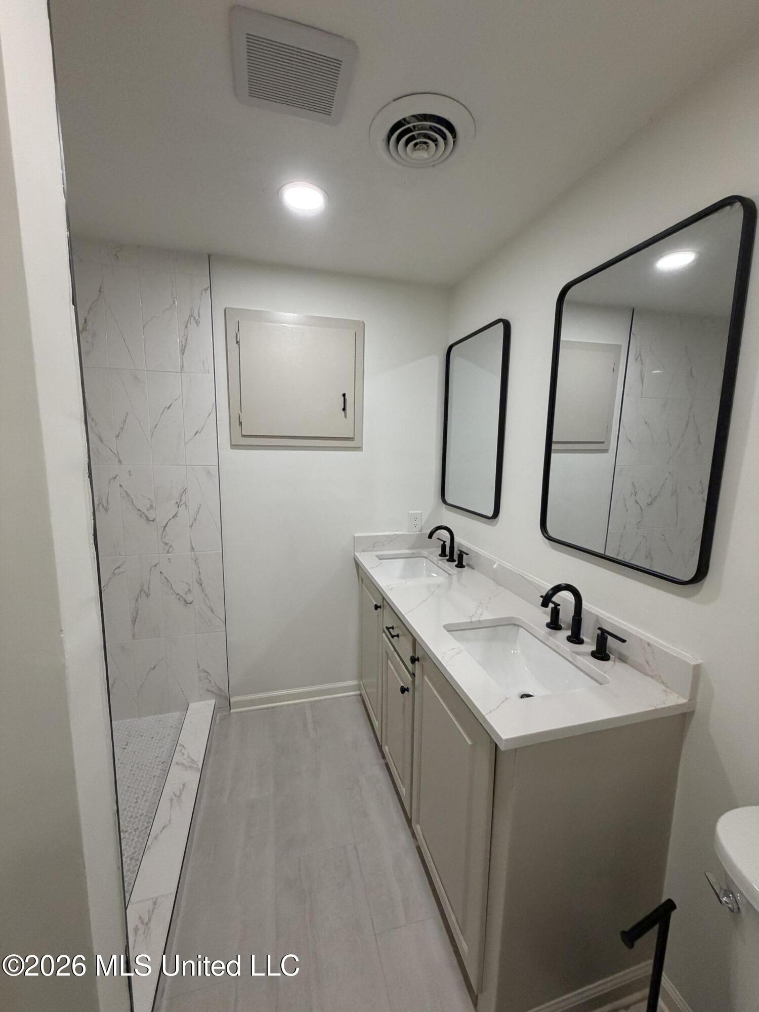113 Forest Hill Drive Property Photo 13