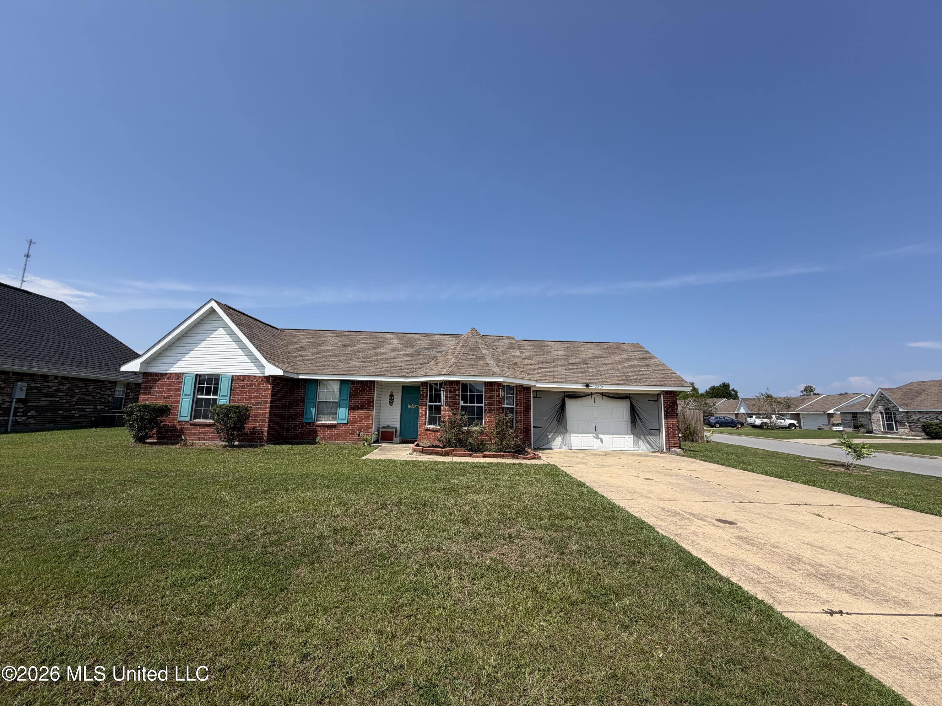 2201 Irma Circle Property Photo 1