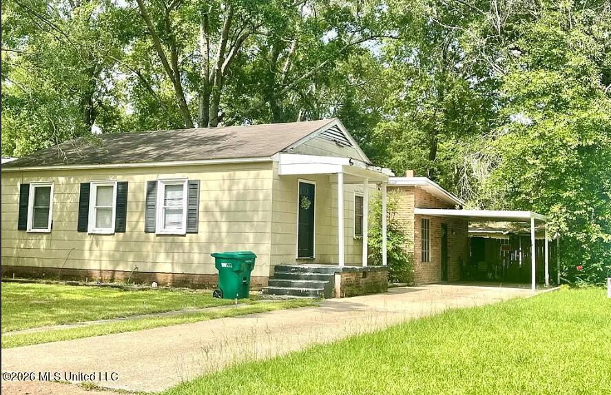 809 Robertson Street Property Photo 1