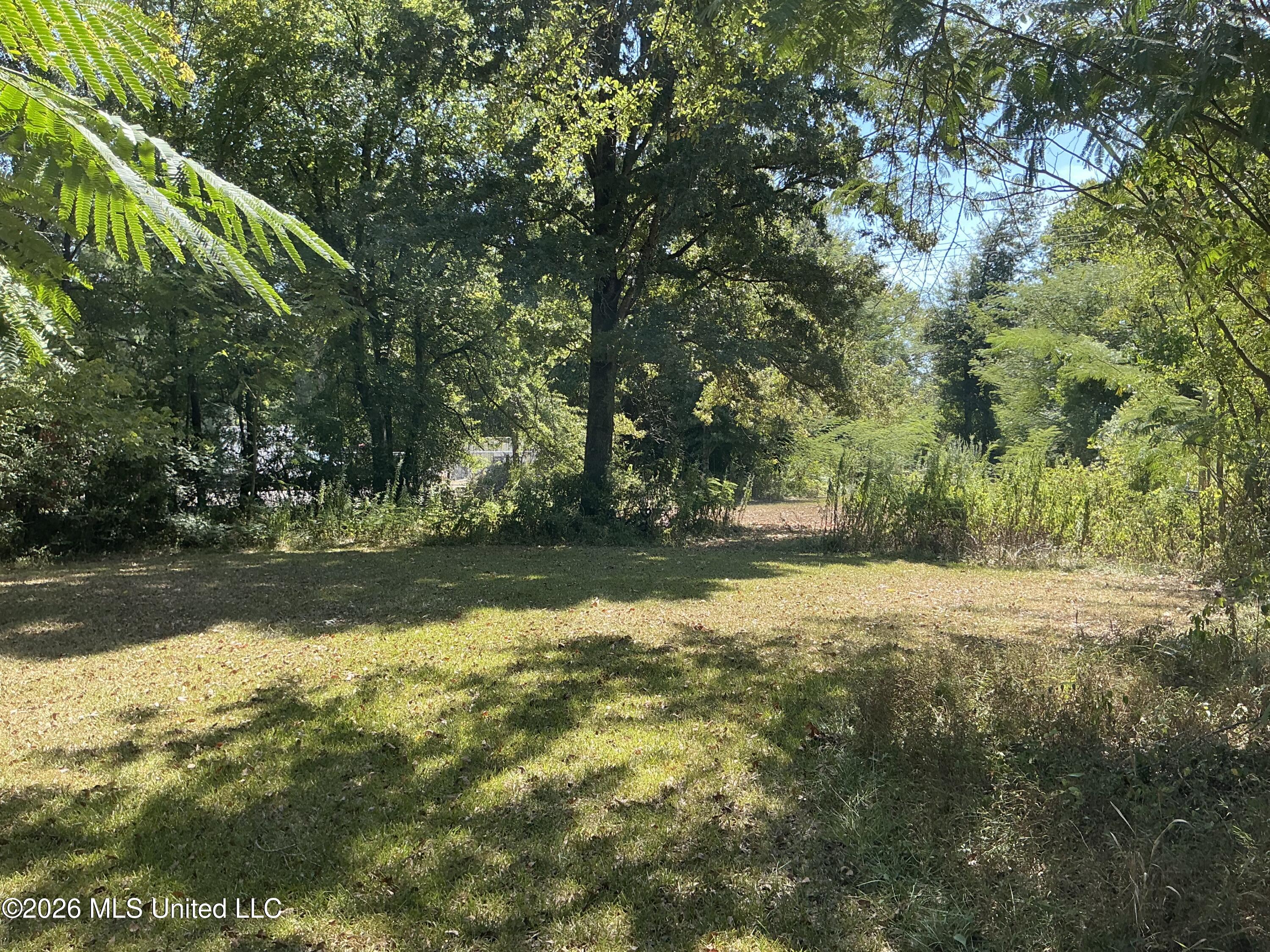 935 E Lakeview Drive Property Photo 9