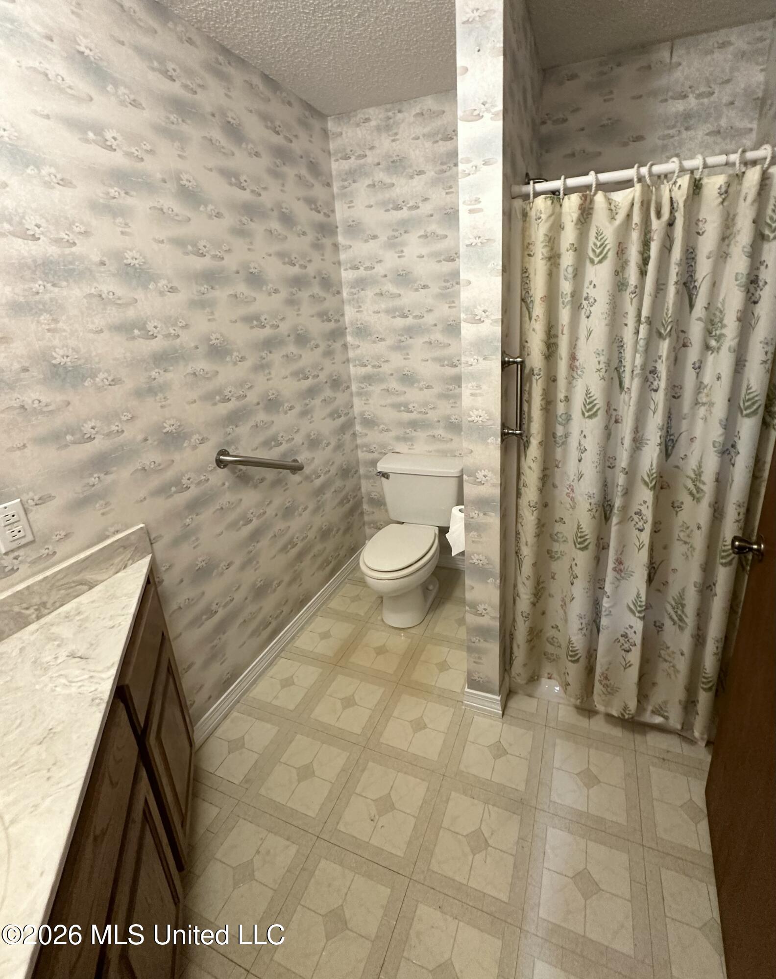 2829 Dolphin Drive Property Photo 18