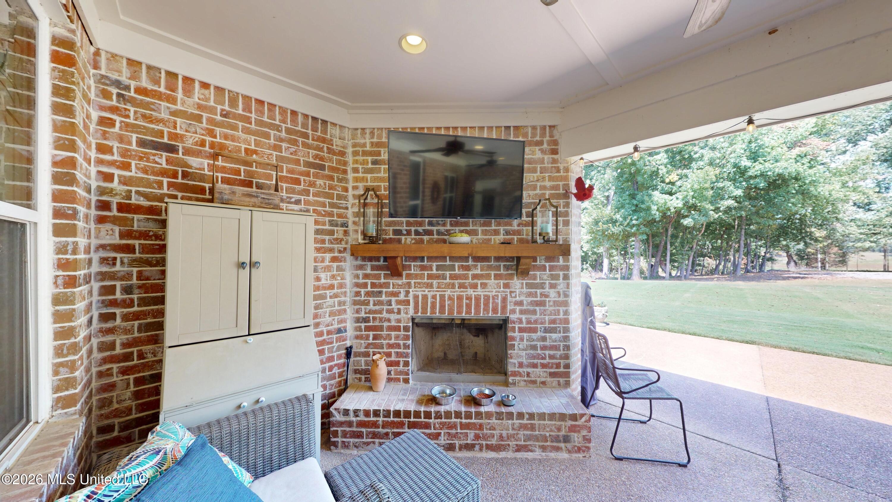 856 E Woodford Cove Property Photo 27