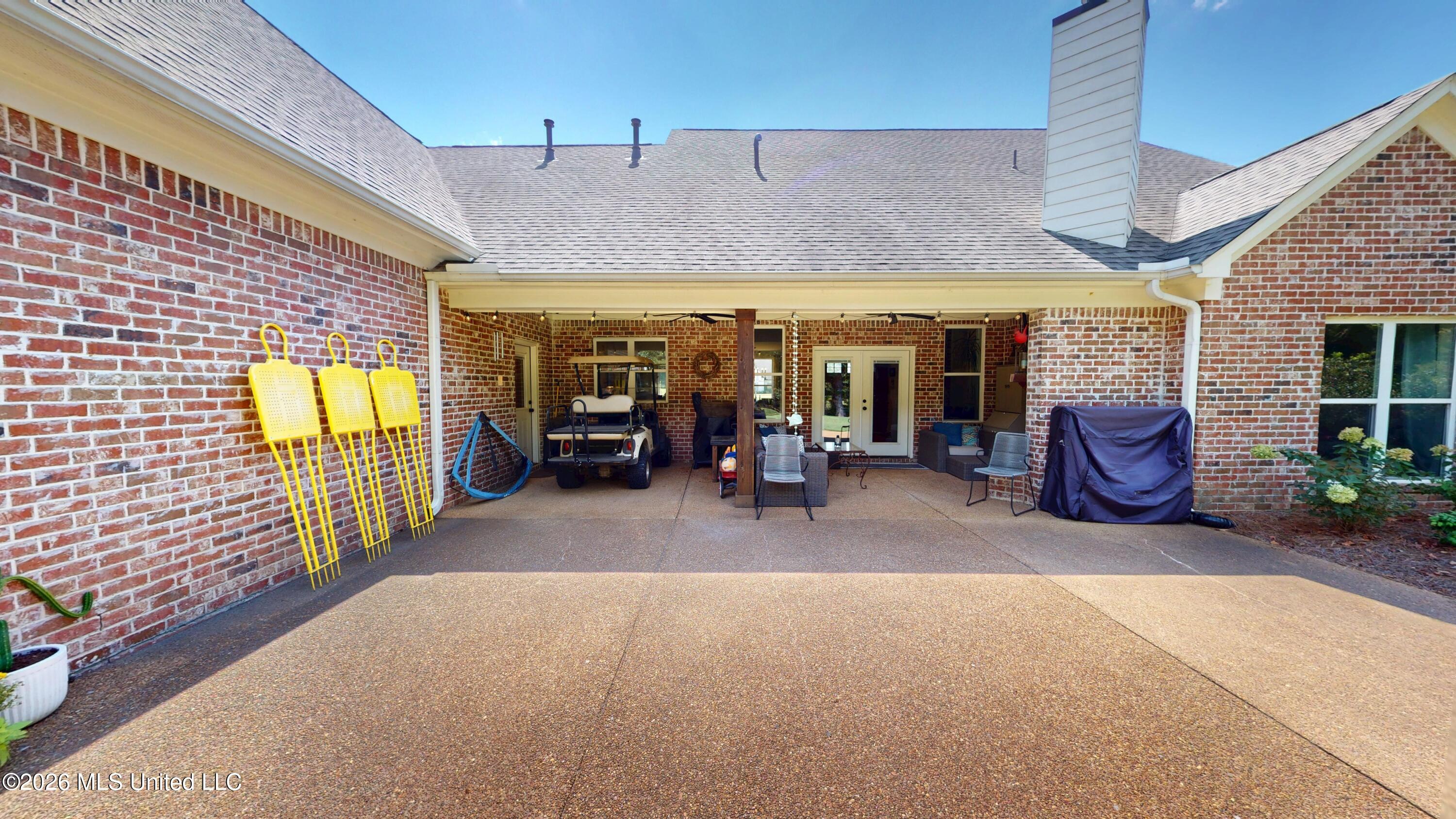 856 E Woodford Cove Property Photo 28
