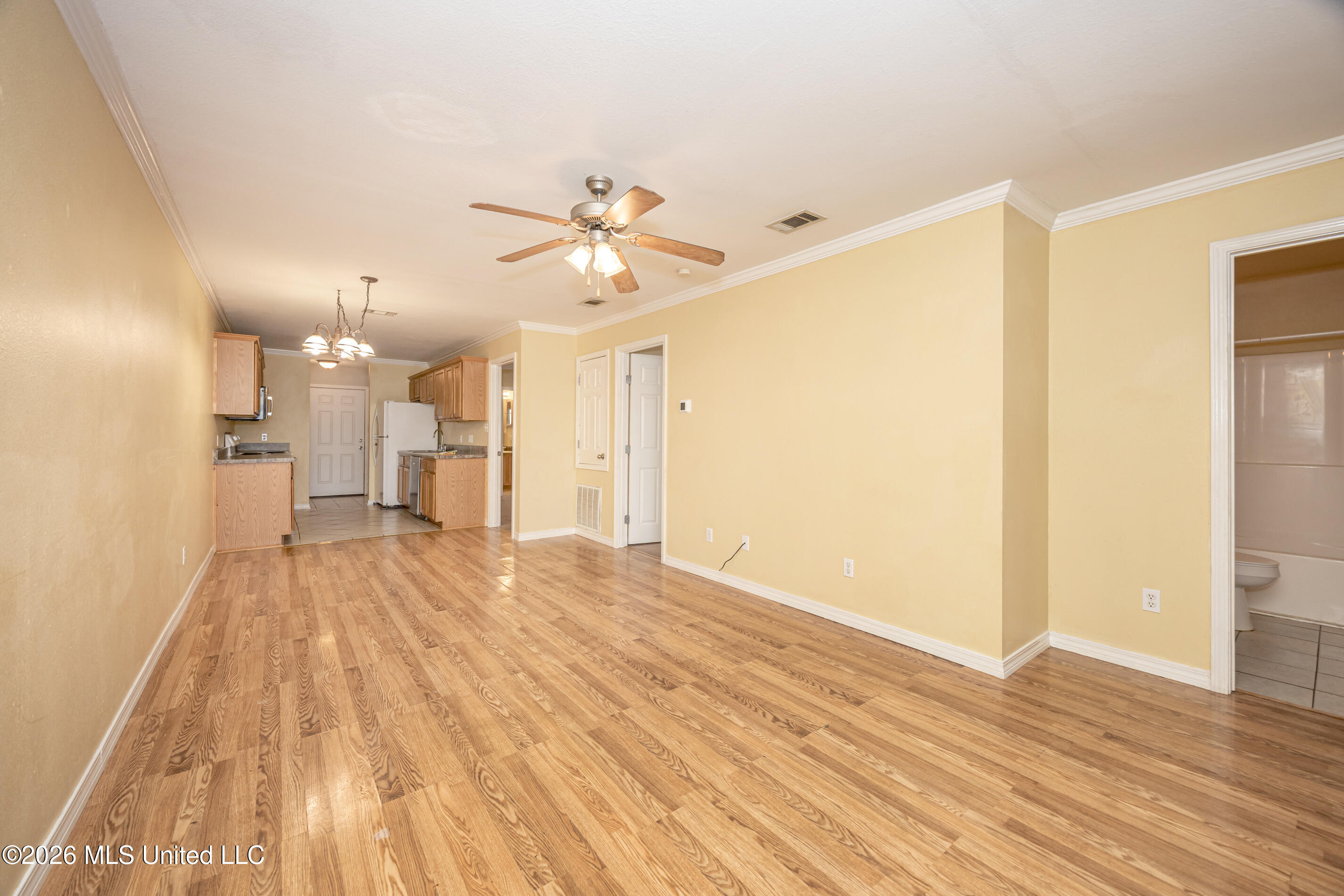 5515 Quail Creek Circle Property Photo 8