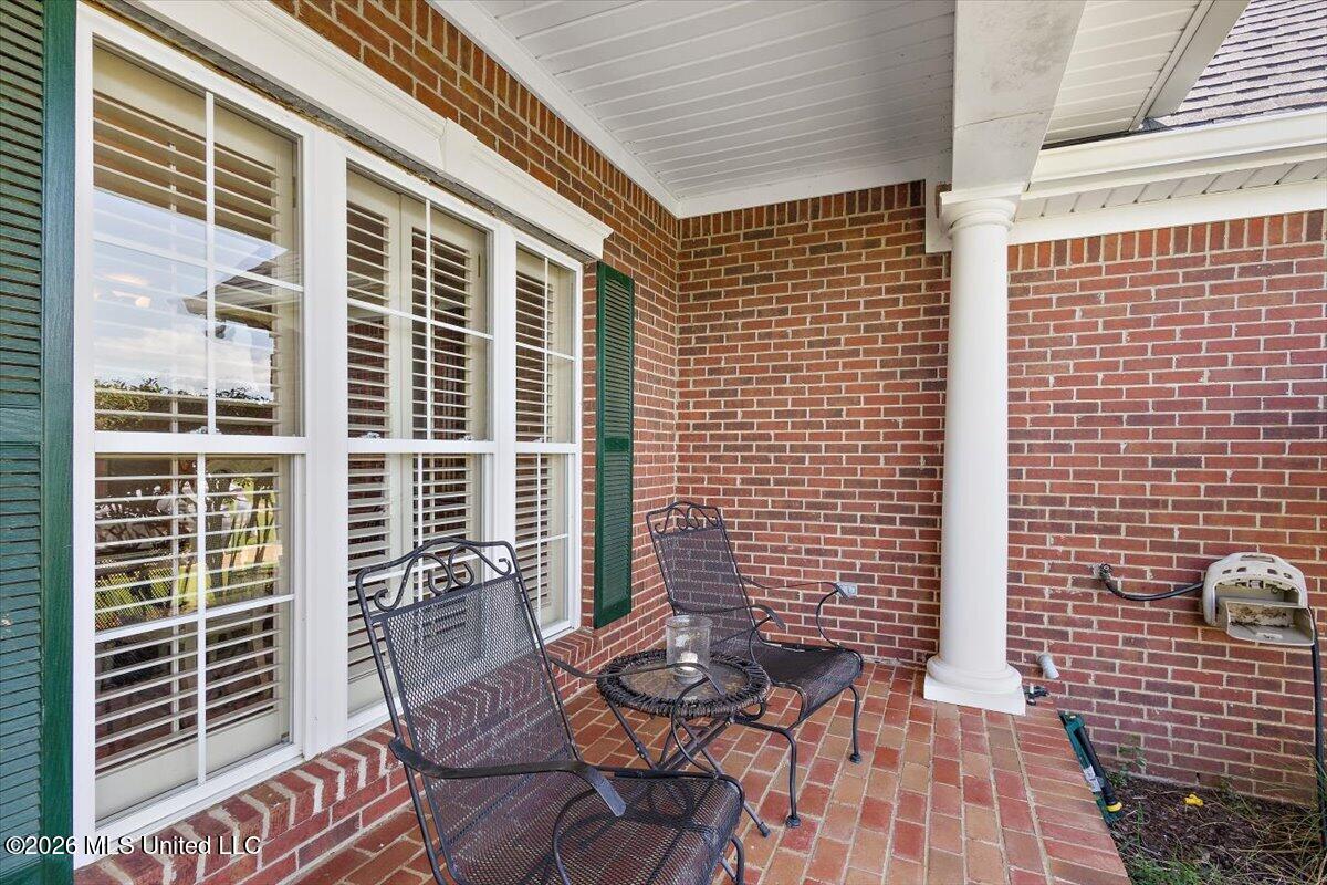 216 Deer Run Property Photo 4