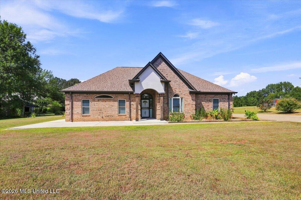 196 S Moore Crossing Property Photo 2
