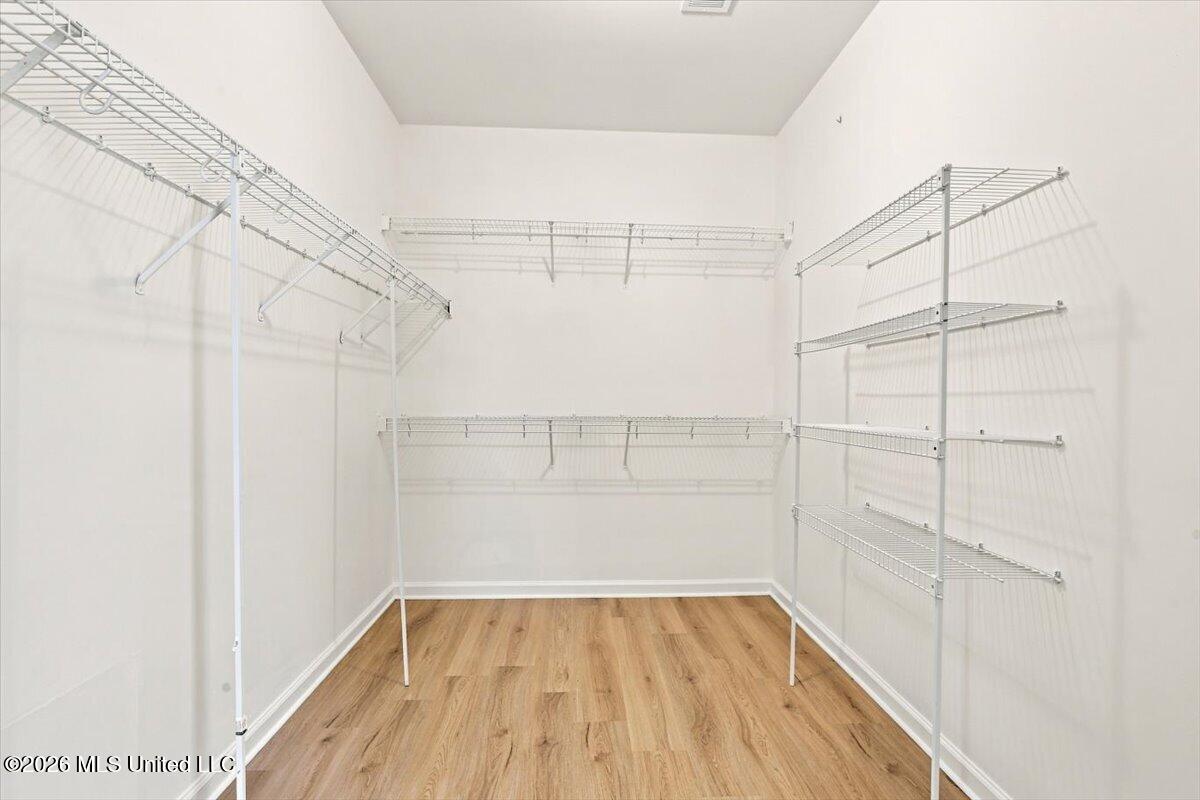 196 S Moore Crossing Property Photo 15