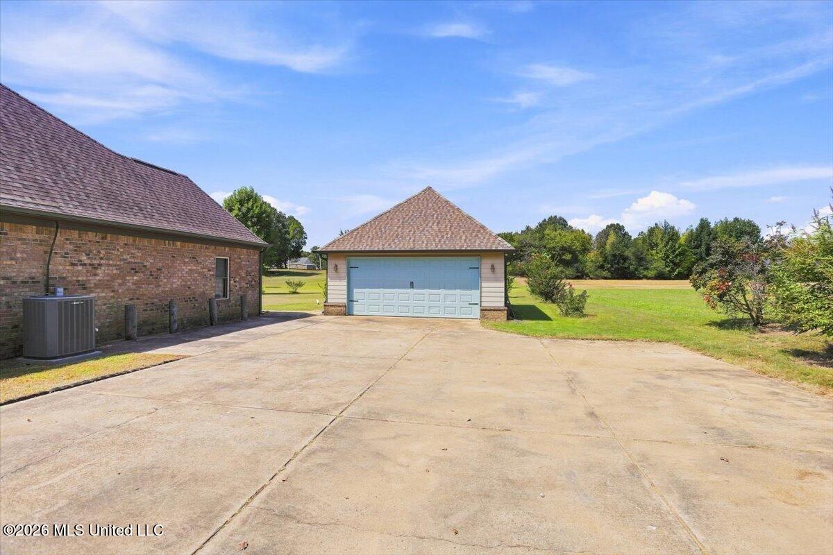 196 S Moore Crossing Property Photo 33