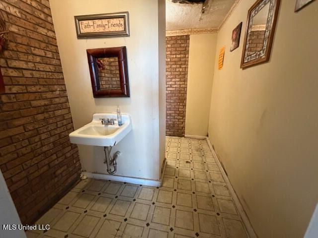 270 Maddox Road Property Photo 5