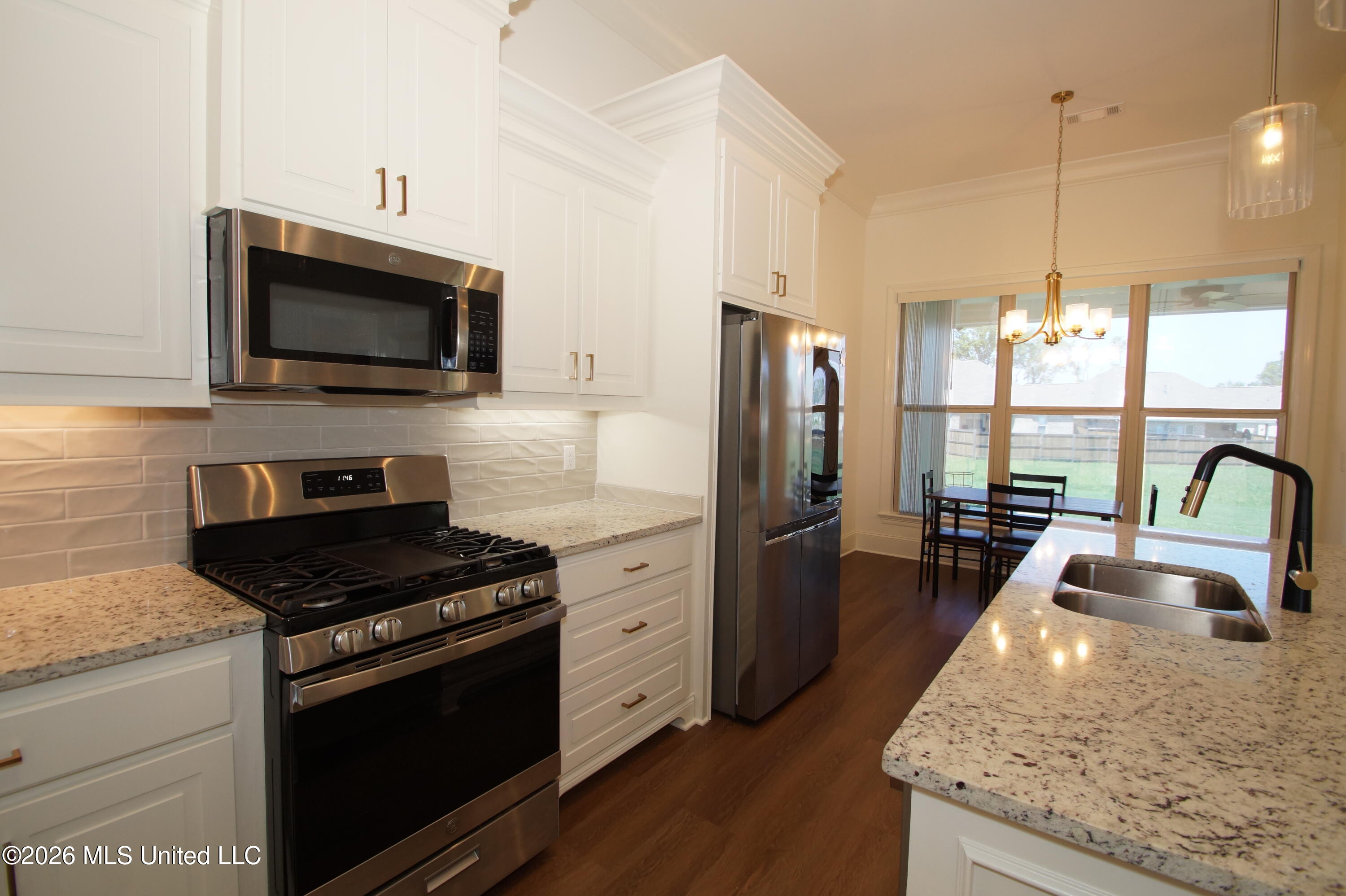 117 Hunters Way Property Photo 8