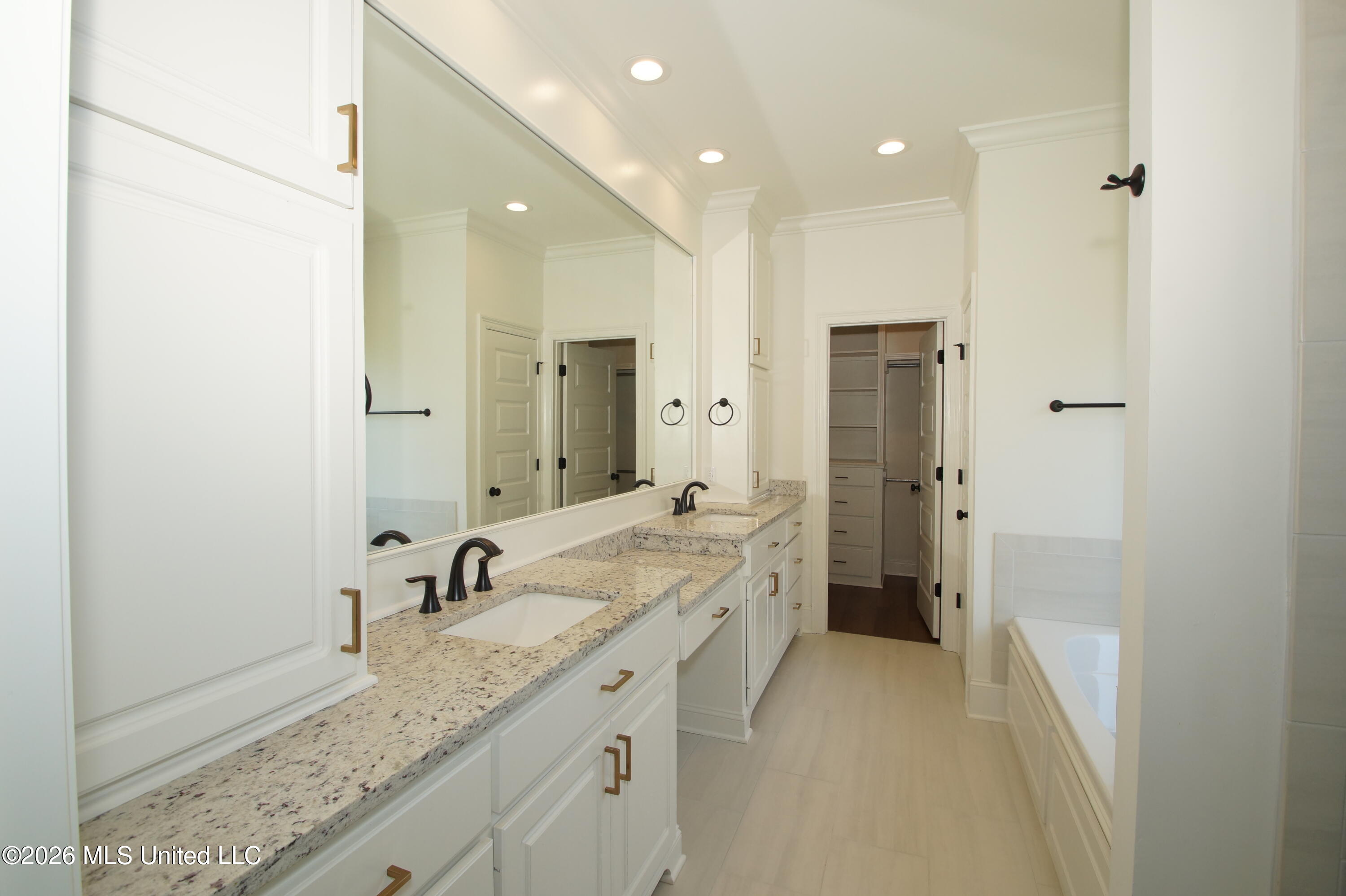 117 Hunters Way Property Photo 12