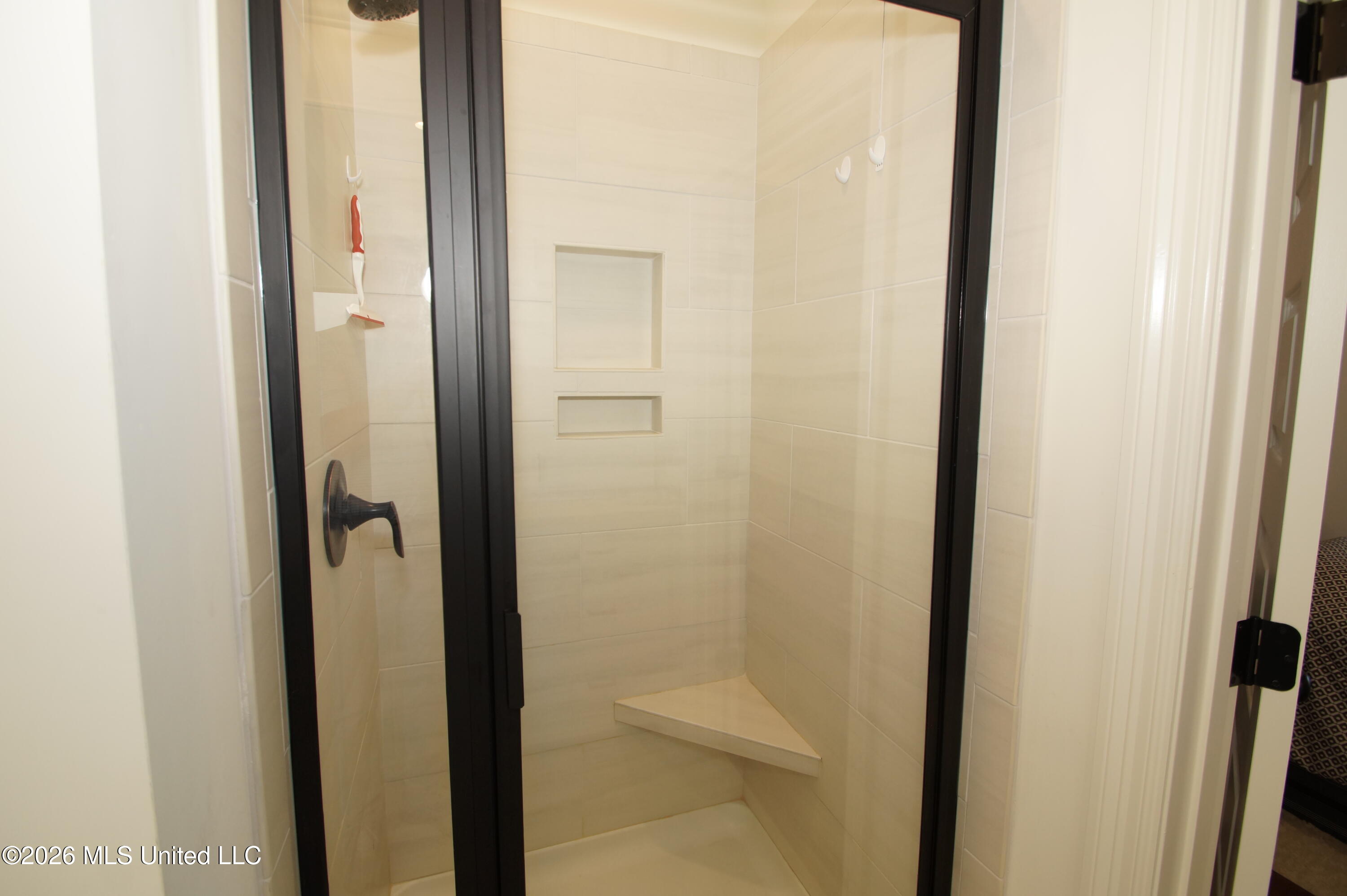 117 Hunters Way Property Photo 13