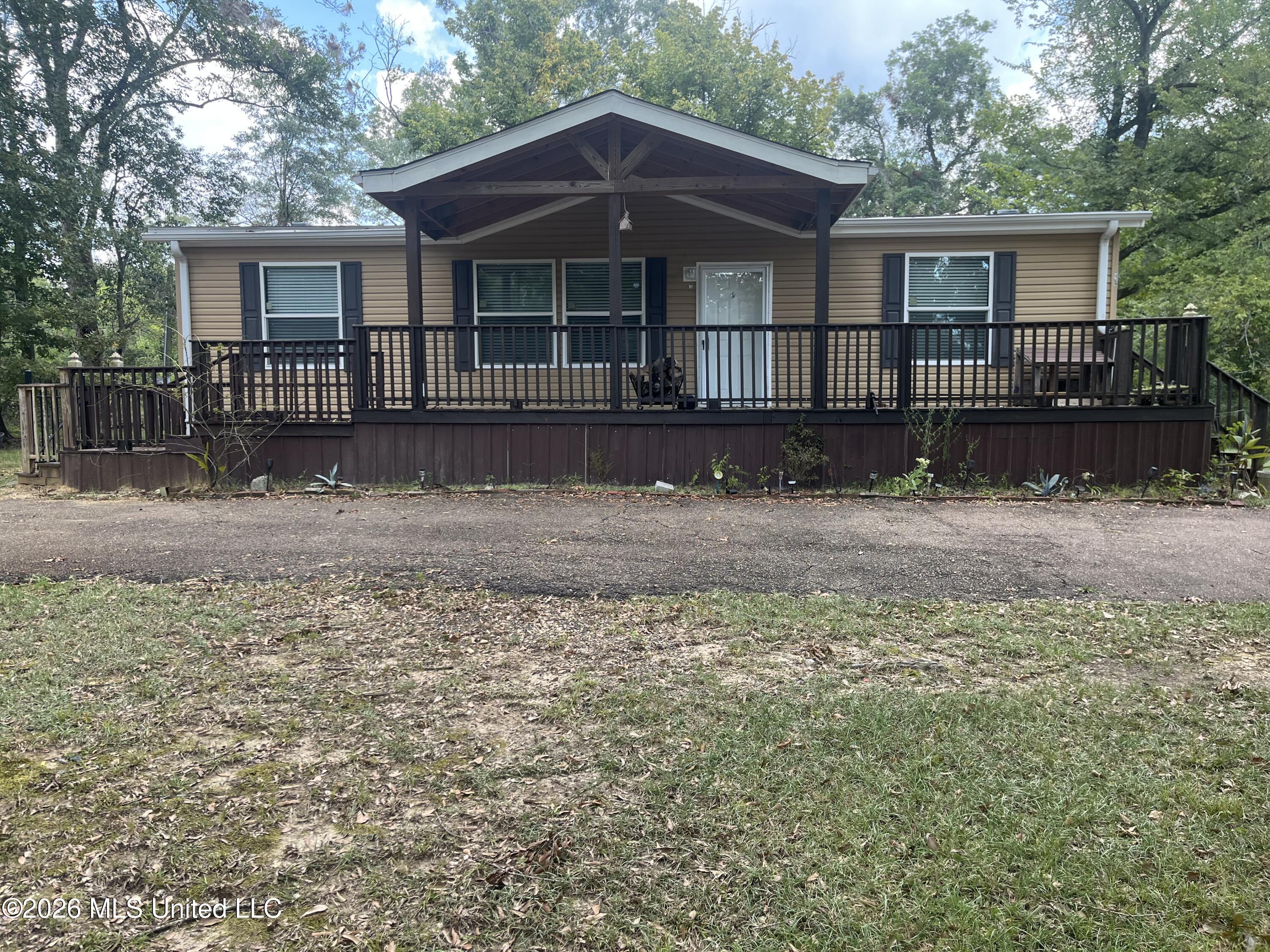 106 East Street Property Photo 2