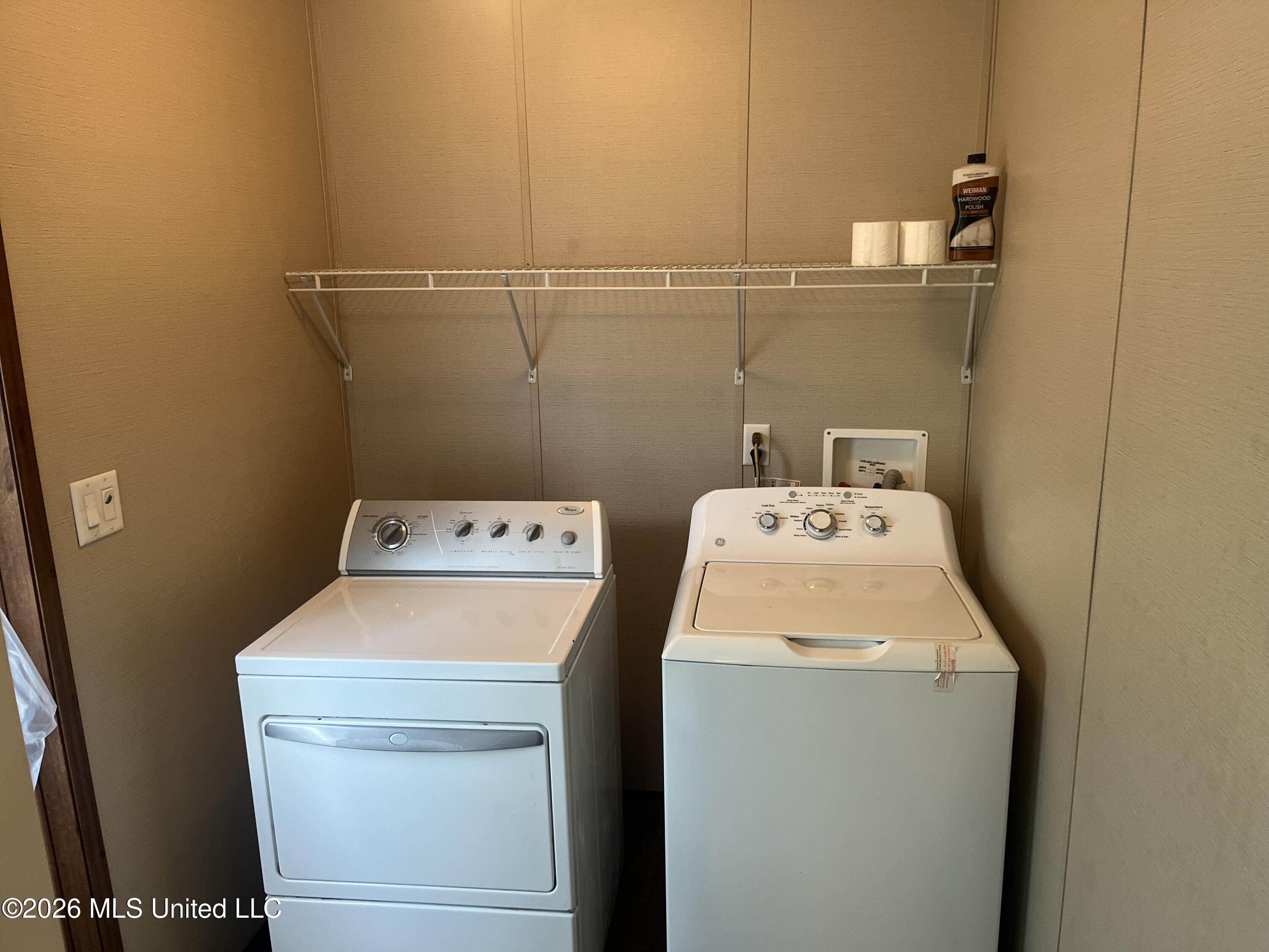 106 East Street Property Photo 14