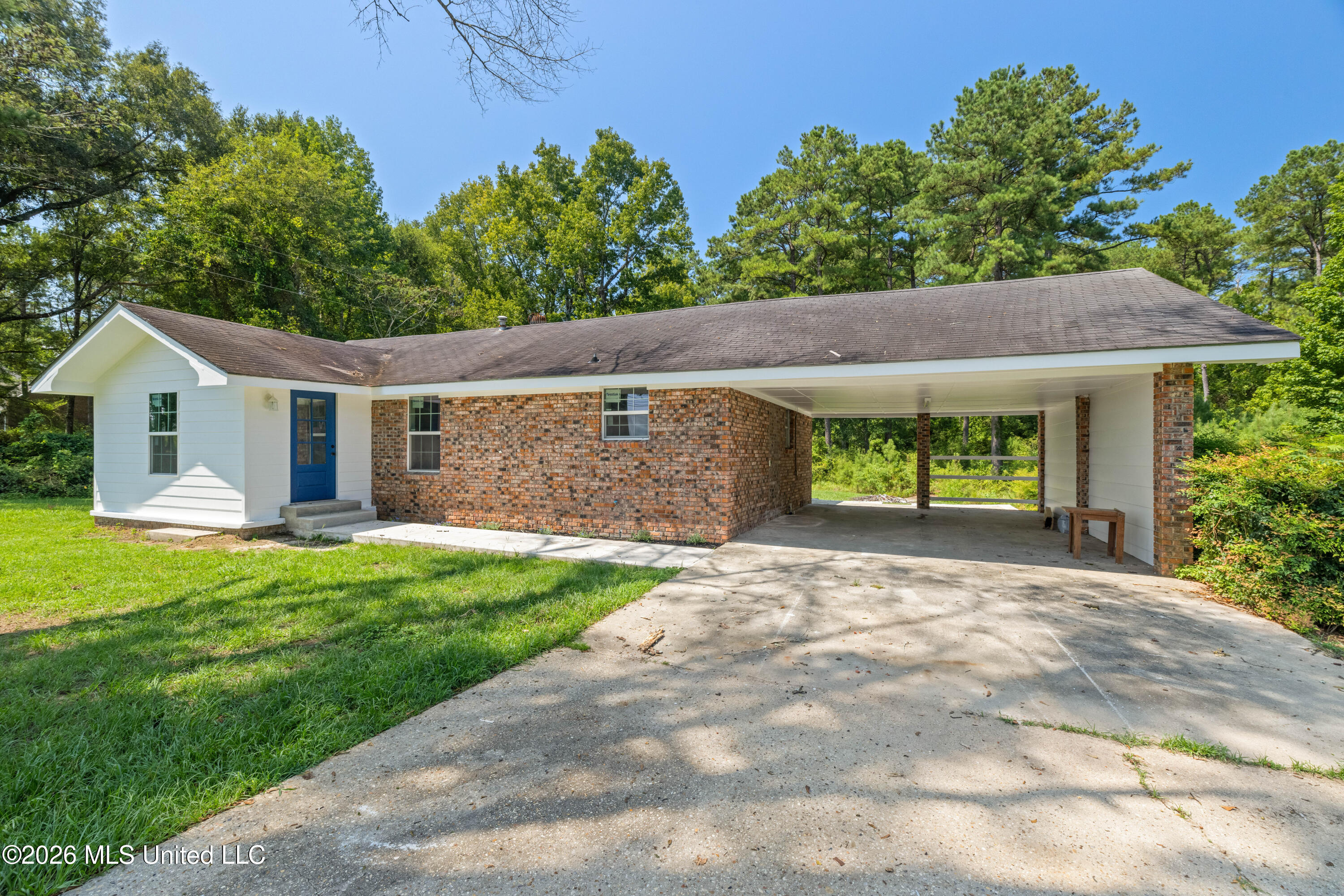 1771 Old Highway 35 N Property Photo 1