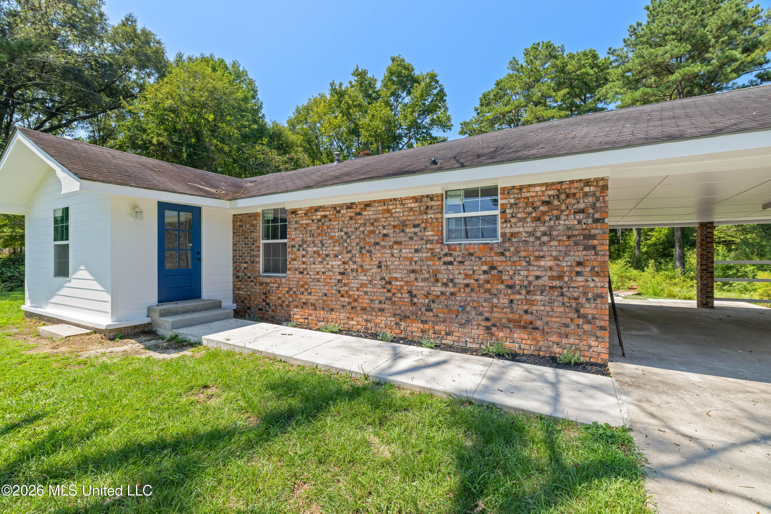 1771 Old Highway 35 N Property Photo 4