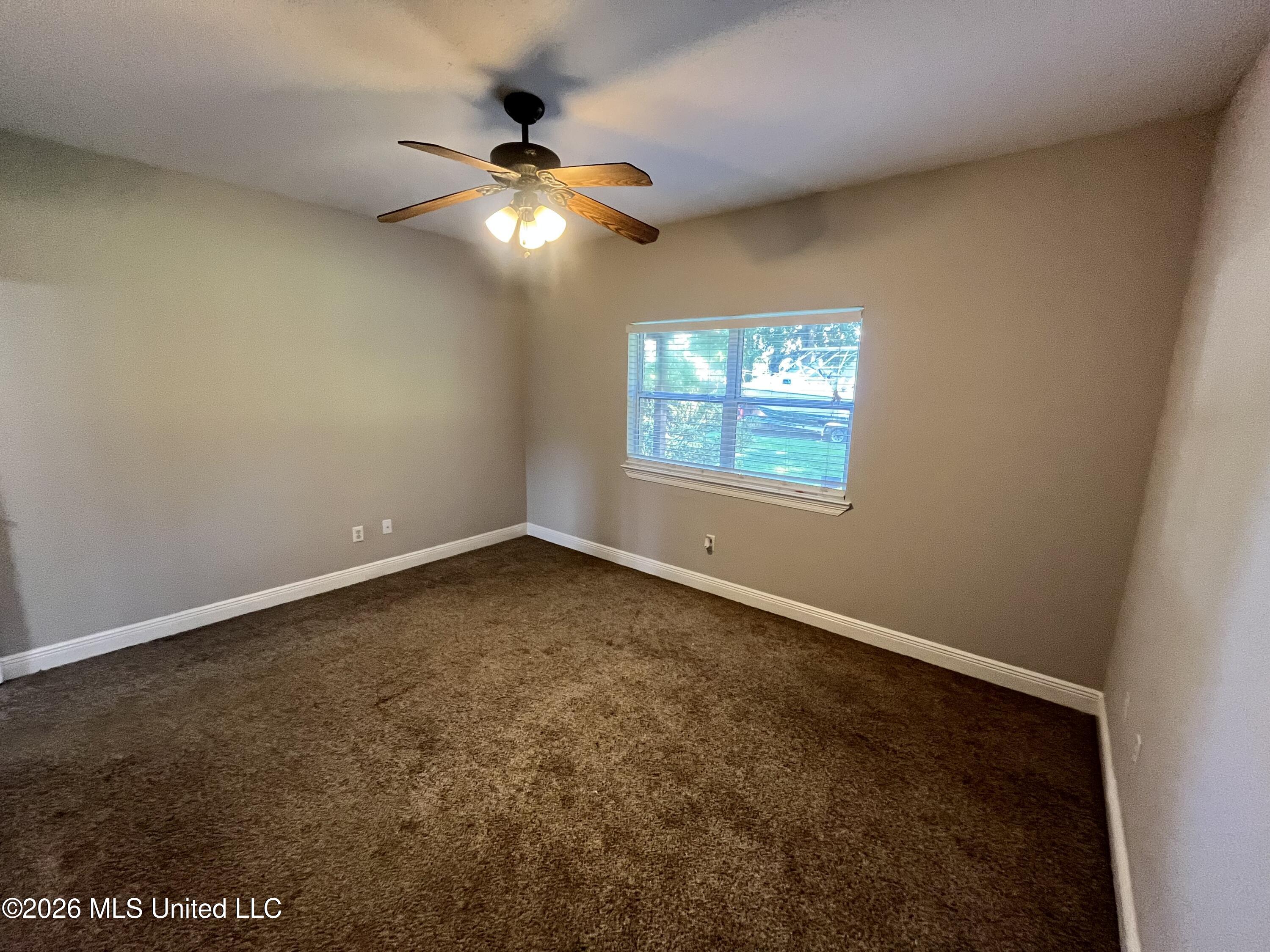 9248 Taylor Drive Property Photo 8