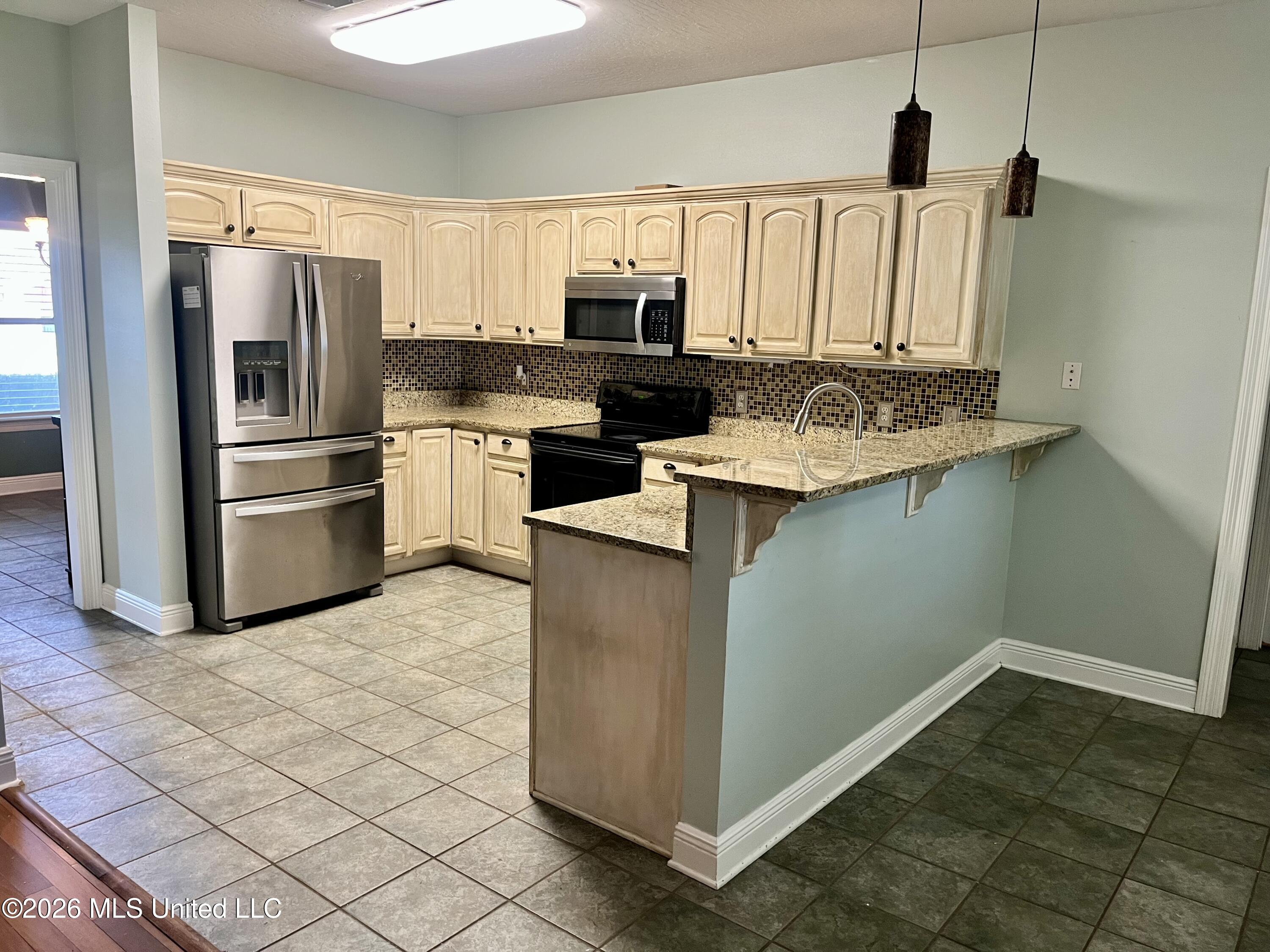 9248 Taylor Drive Property Photo 15