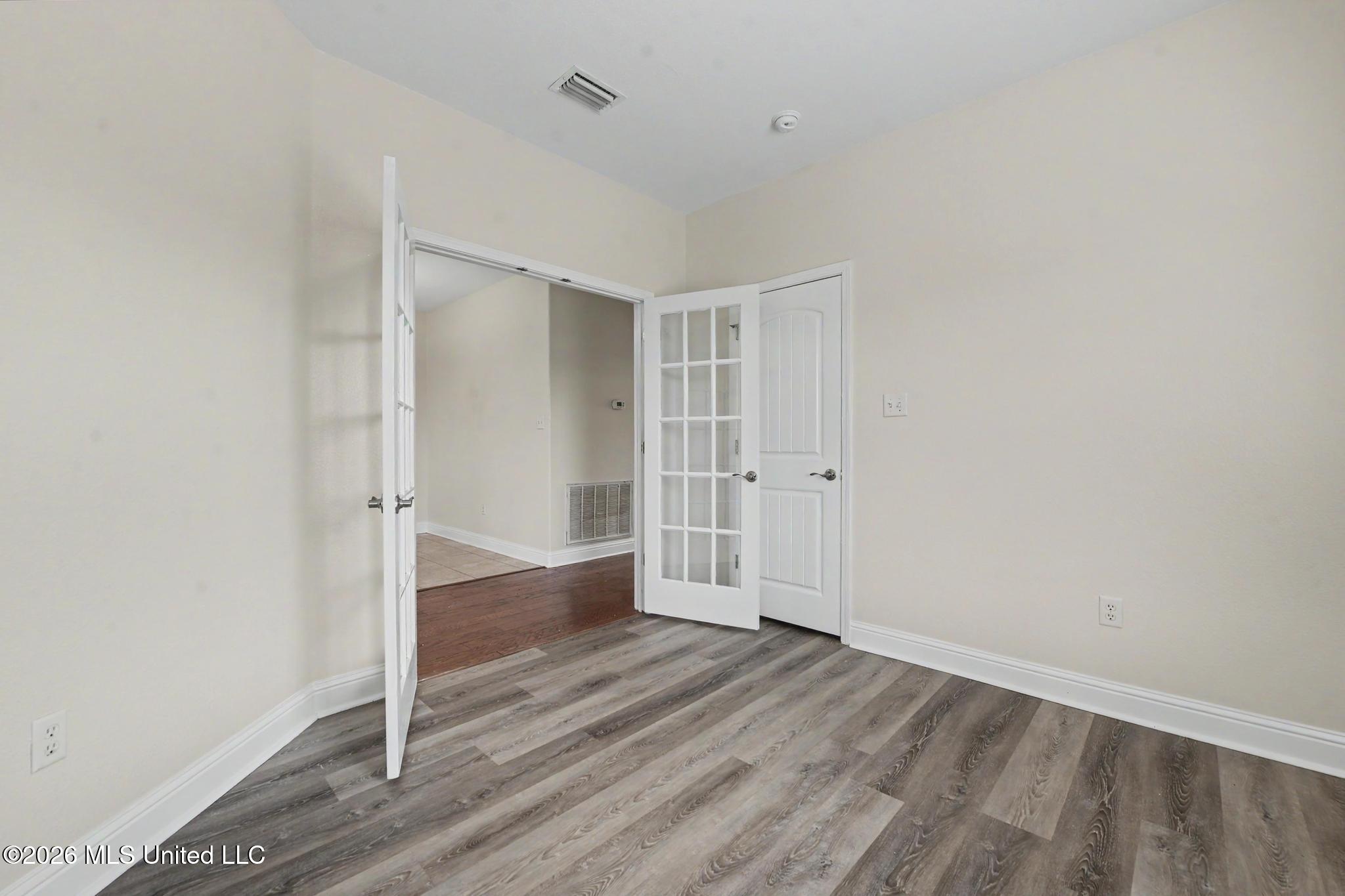 10323 Sweet Bay Drive Property Photo 22