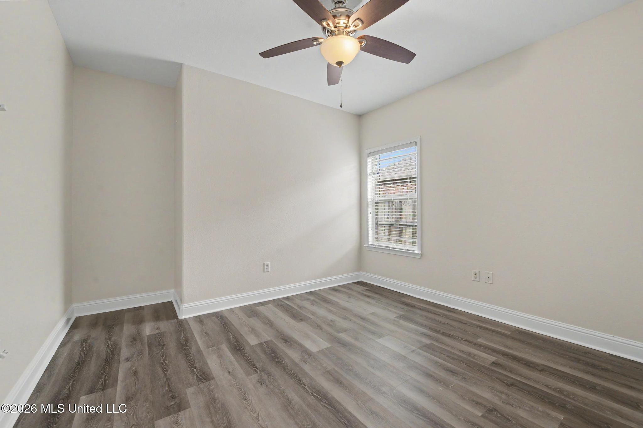 10323 Sweet Bay Drive Property Photo 24