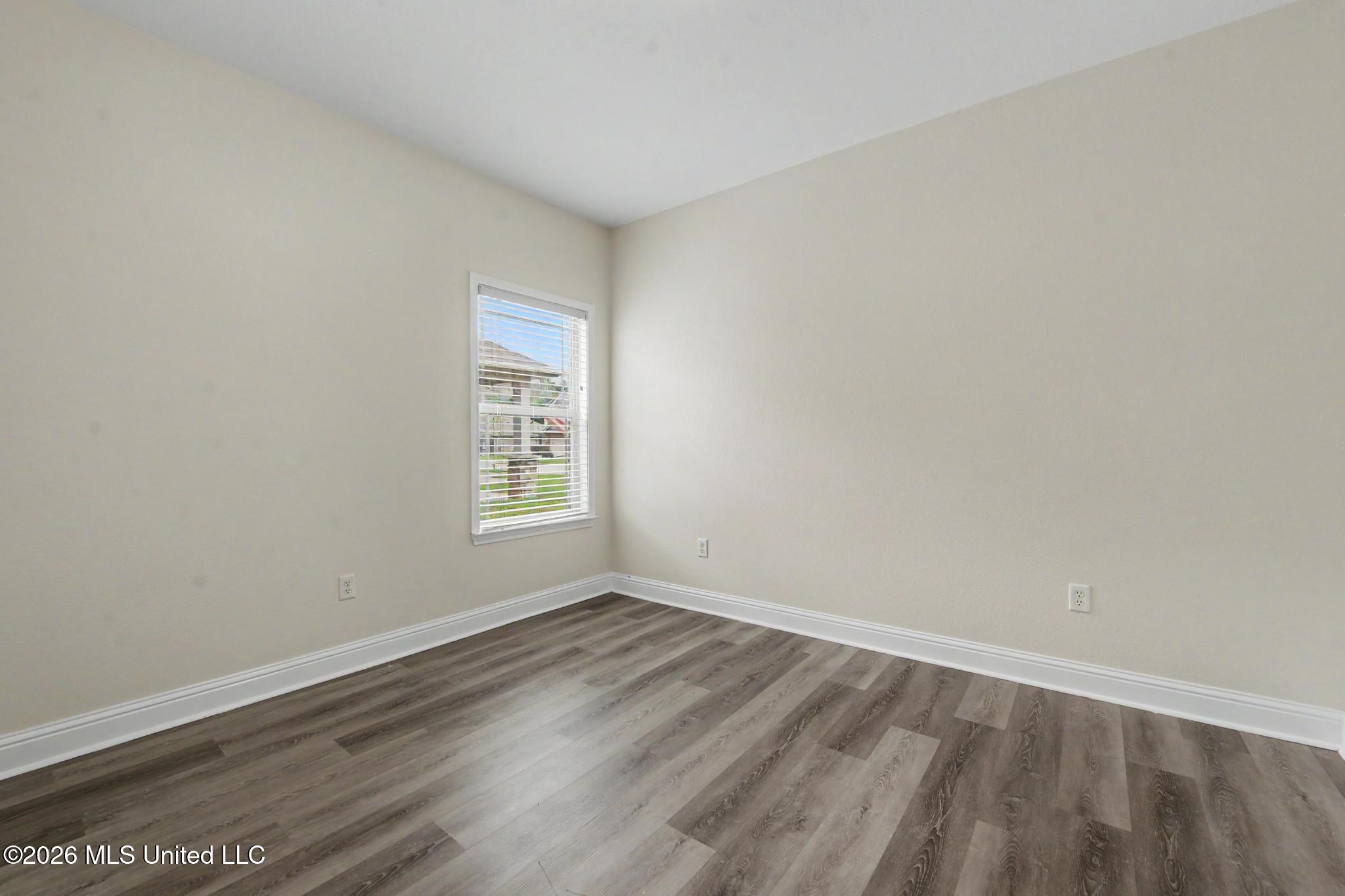 10323 Sweet Bay Drive Property Photo 26