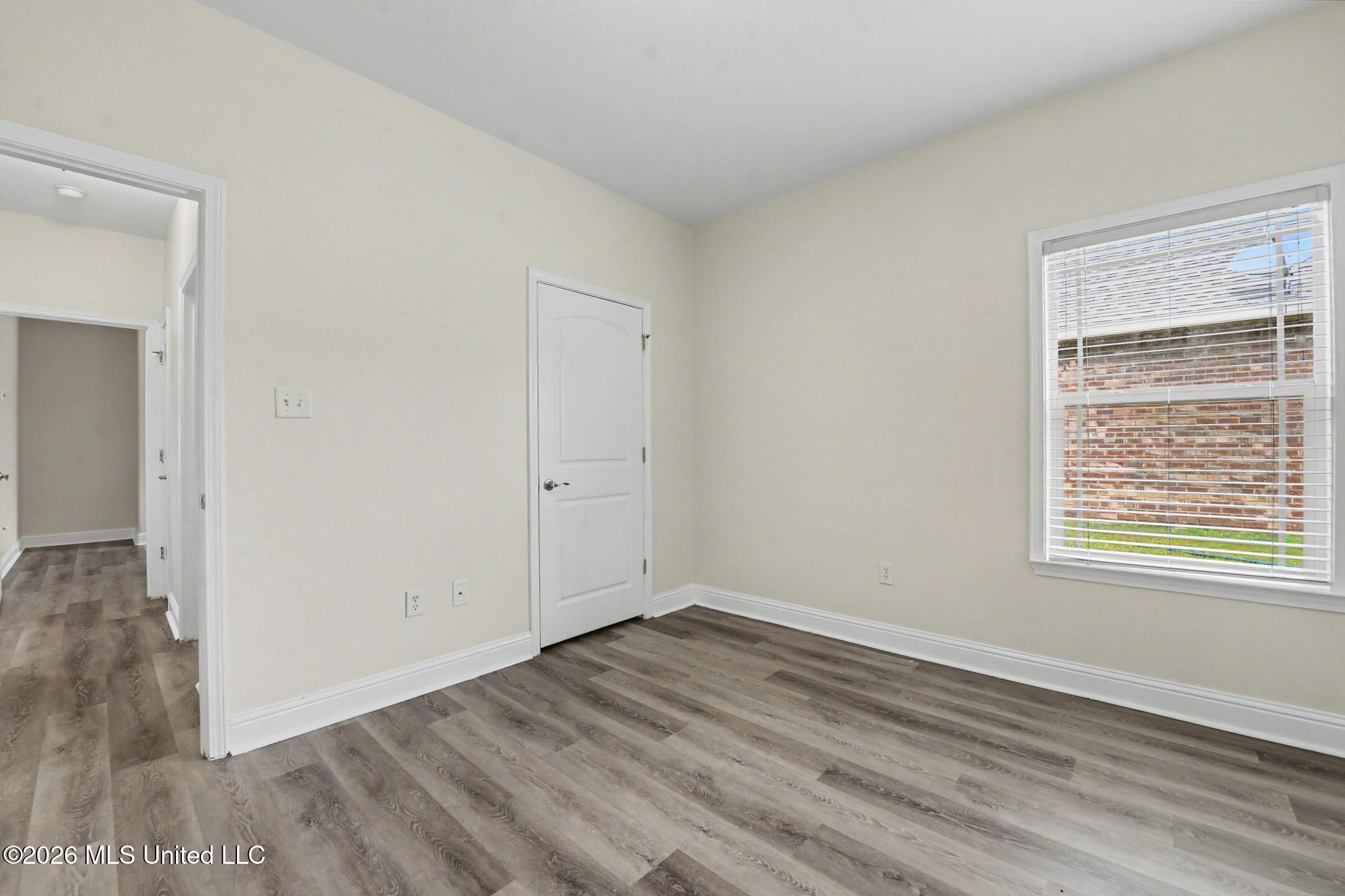 10323 Sweet Bay Drive Property Photo 27