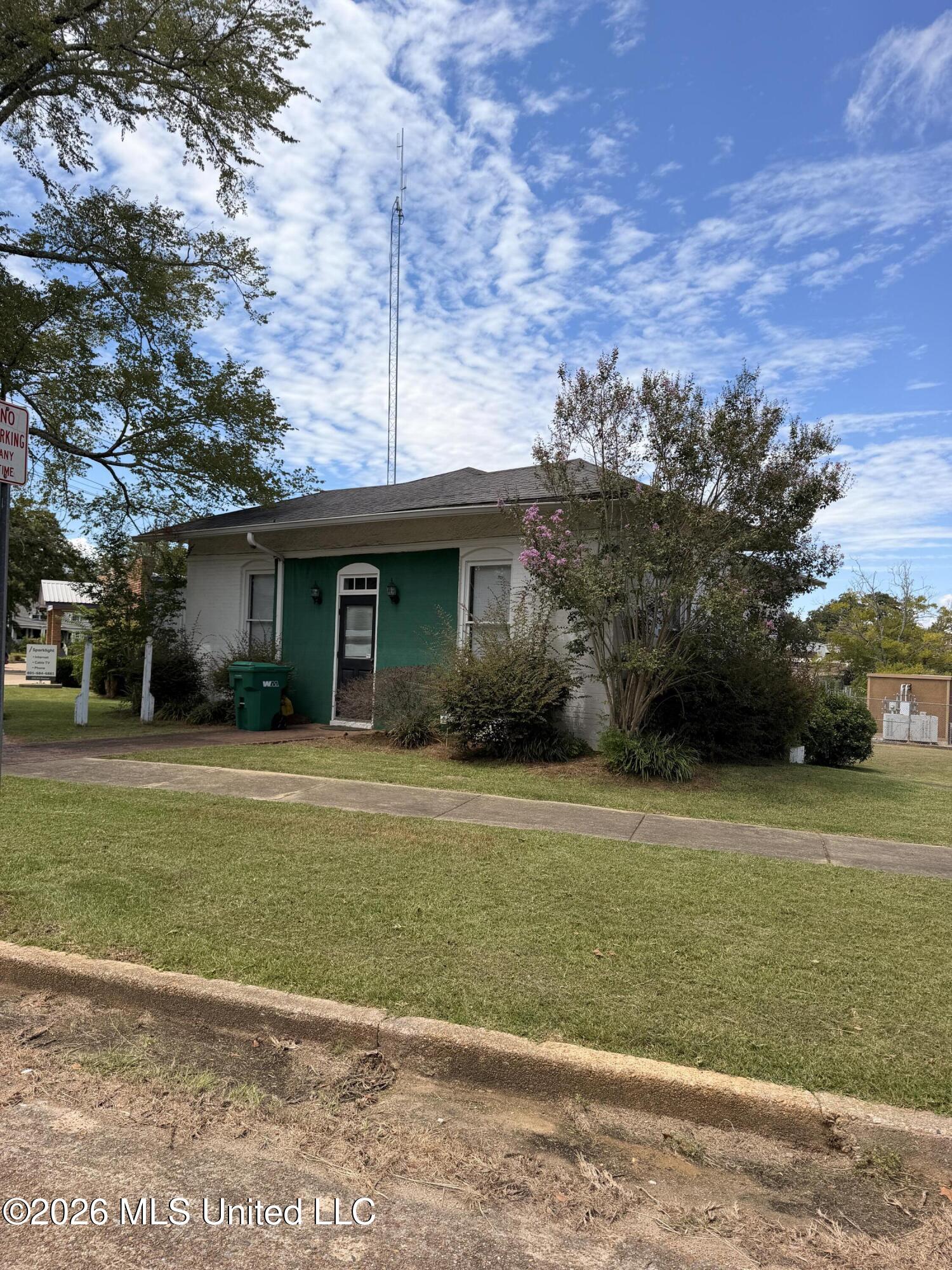 228 5th Avenue Property Photo 2