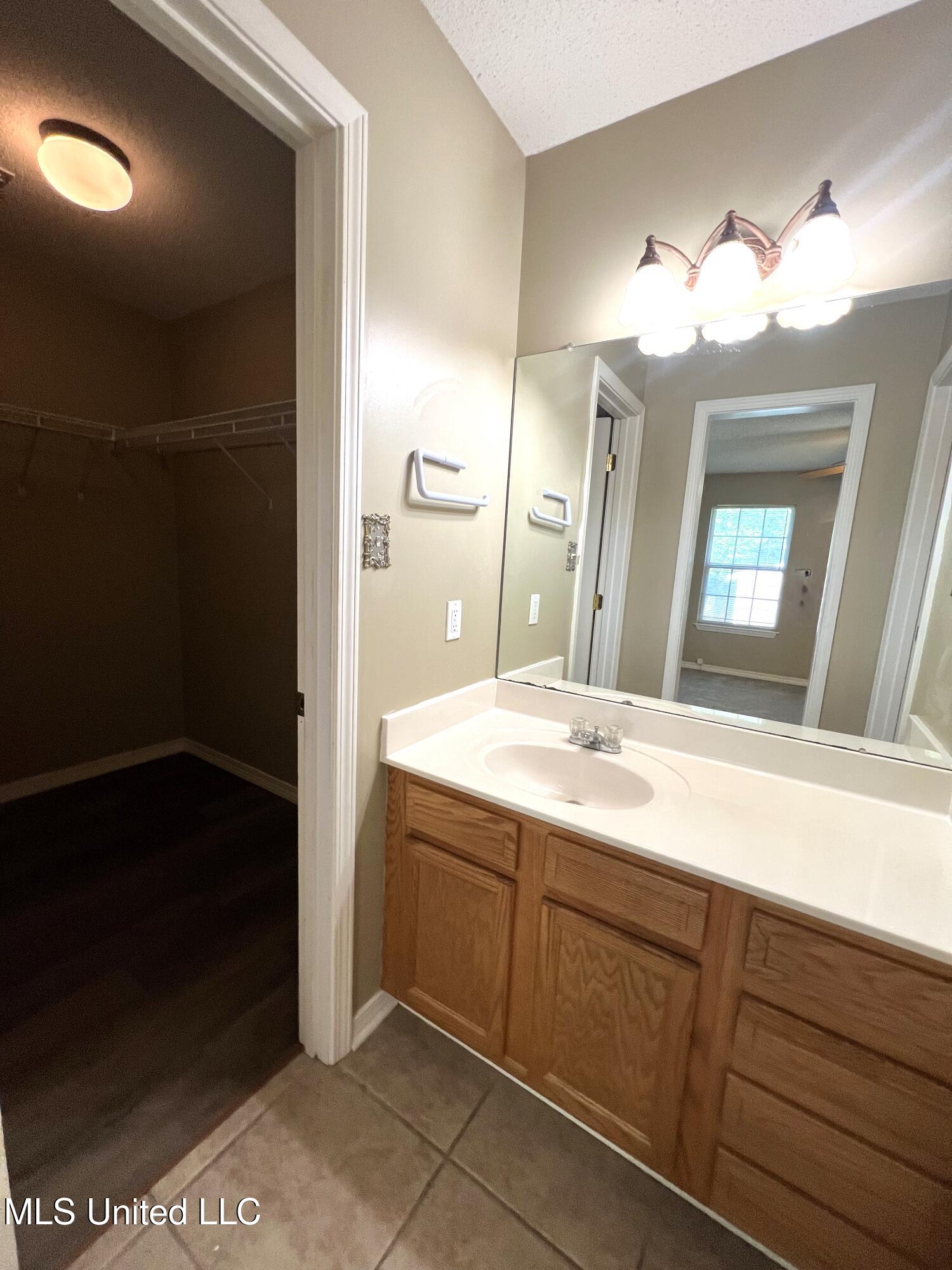 12338 Windward Circle Property Photo 19