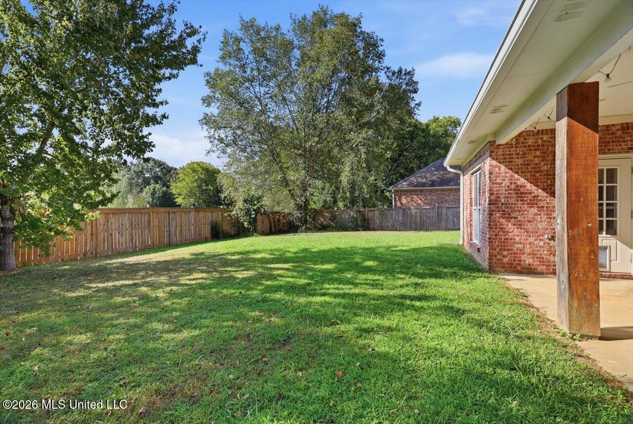 116 Weldon Drive Property Photo 6