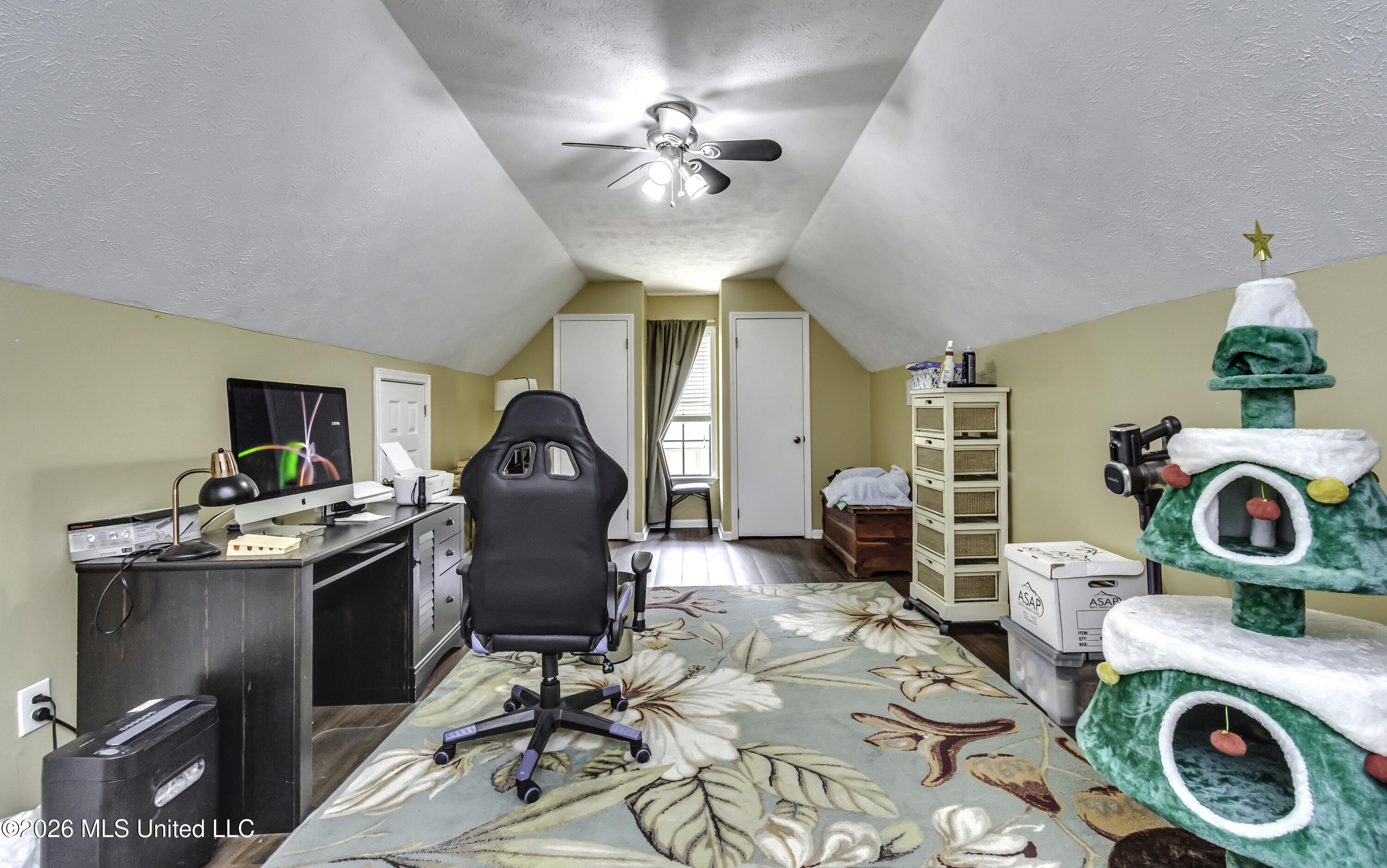 602 Bay Park Drive Property Photo 42
