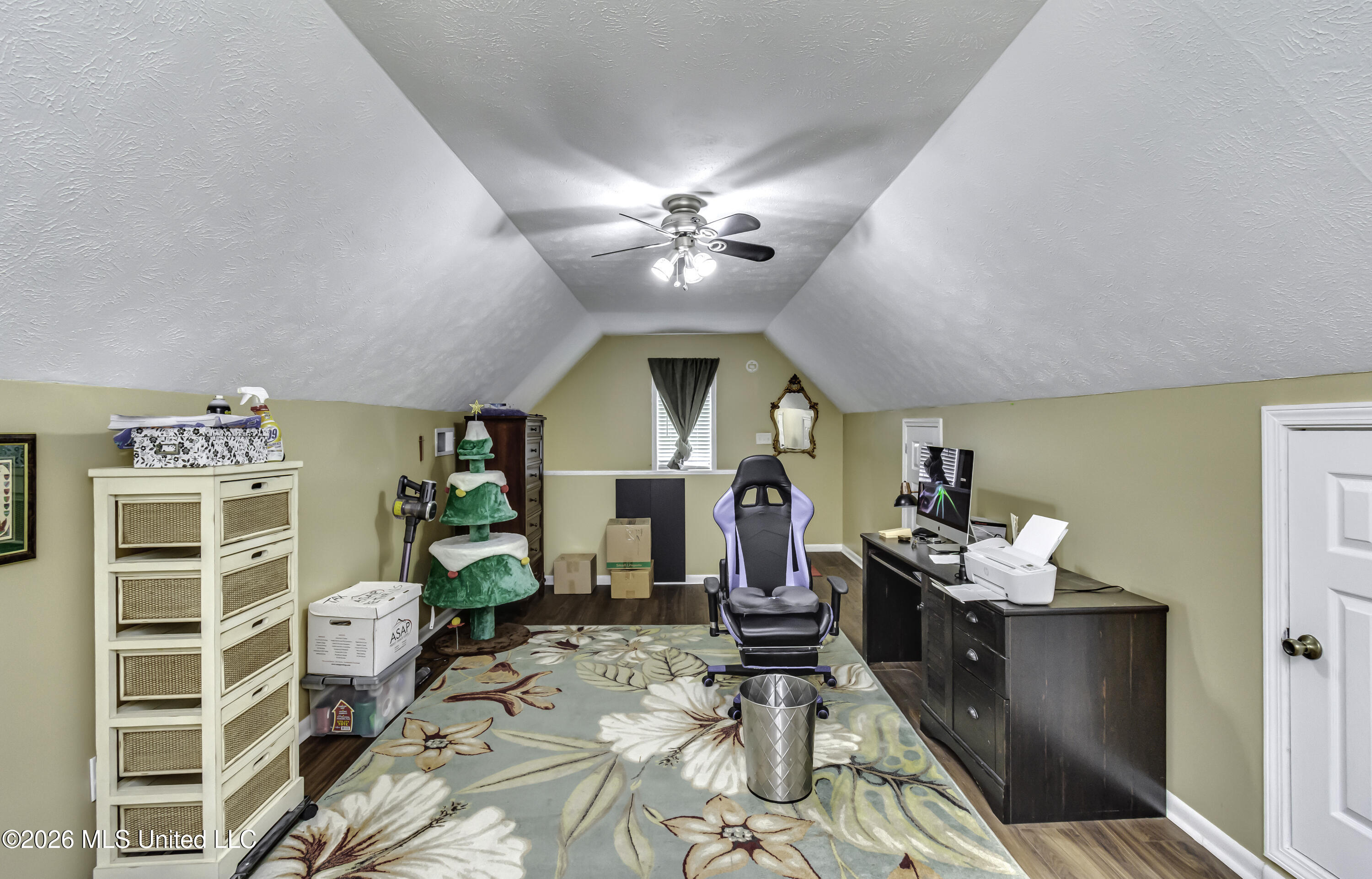 602 Bay Park Drive Property Photo 44