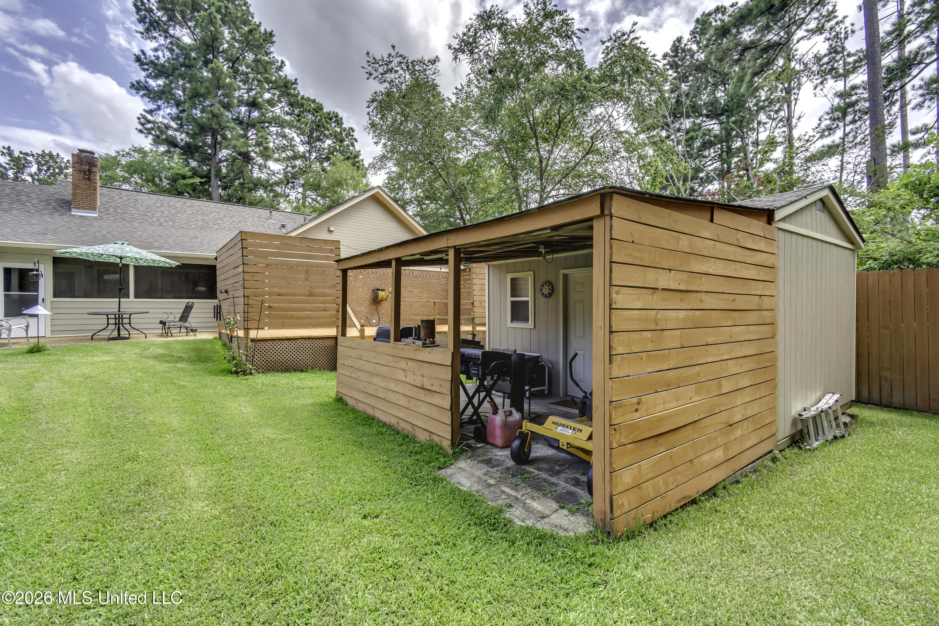 602 Bay Park Drive Property Photo 56