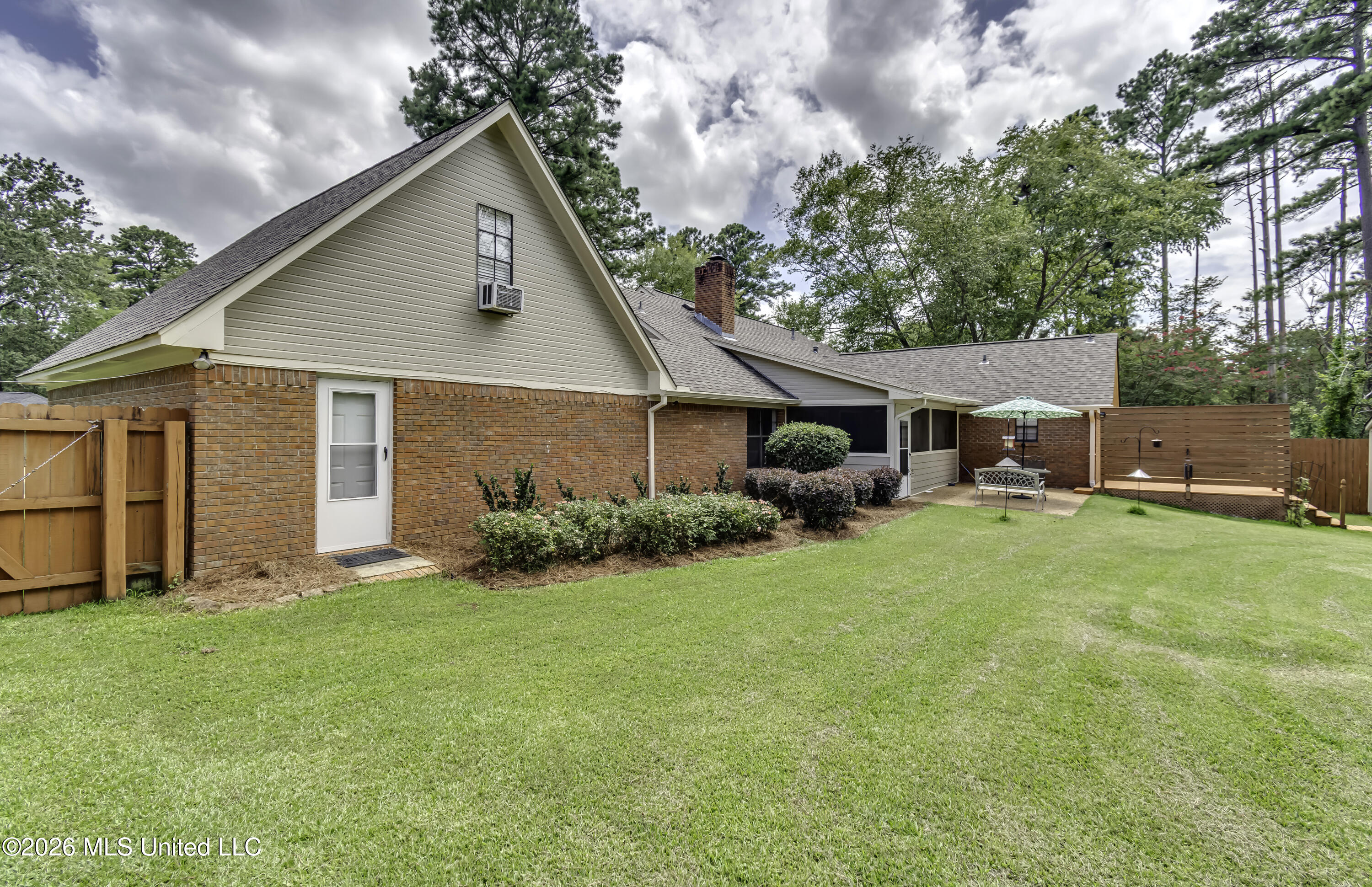 602 Bay Park Drive Property Photo 58