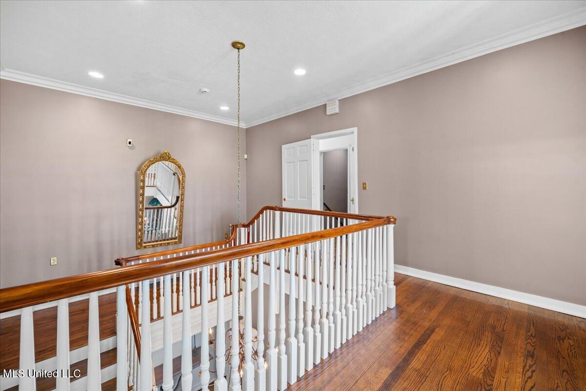 1951 E 3rd Street Property Photo 42