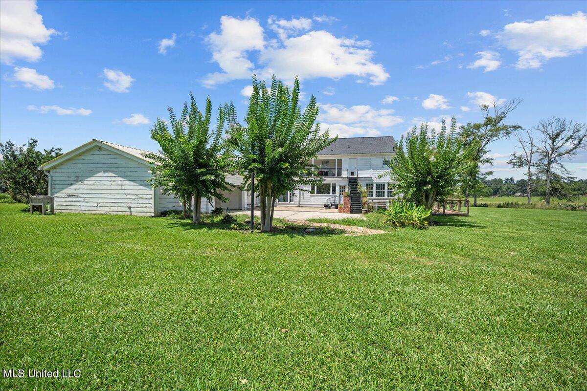 1951 E 3rd Street Property Photo 60