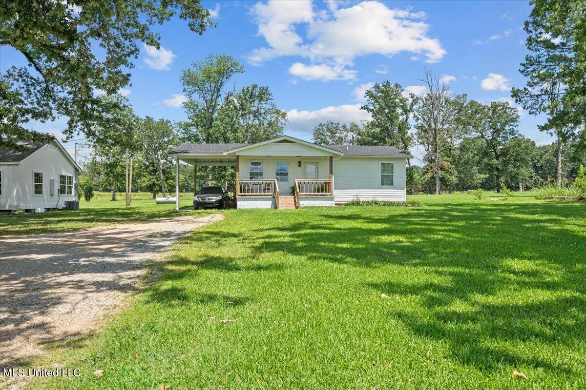 1951 E 3rd Street Property Photo 69