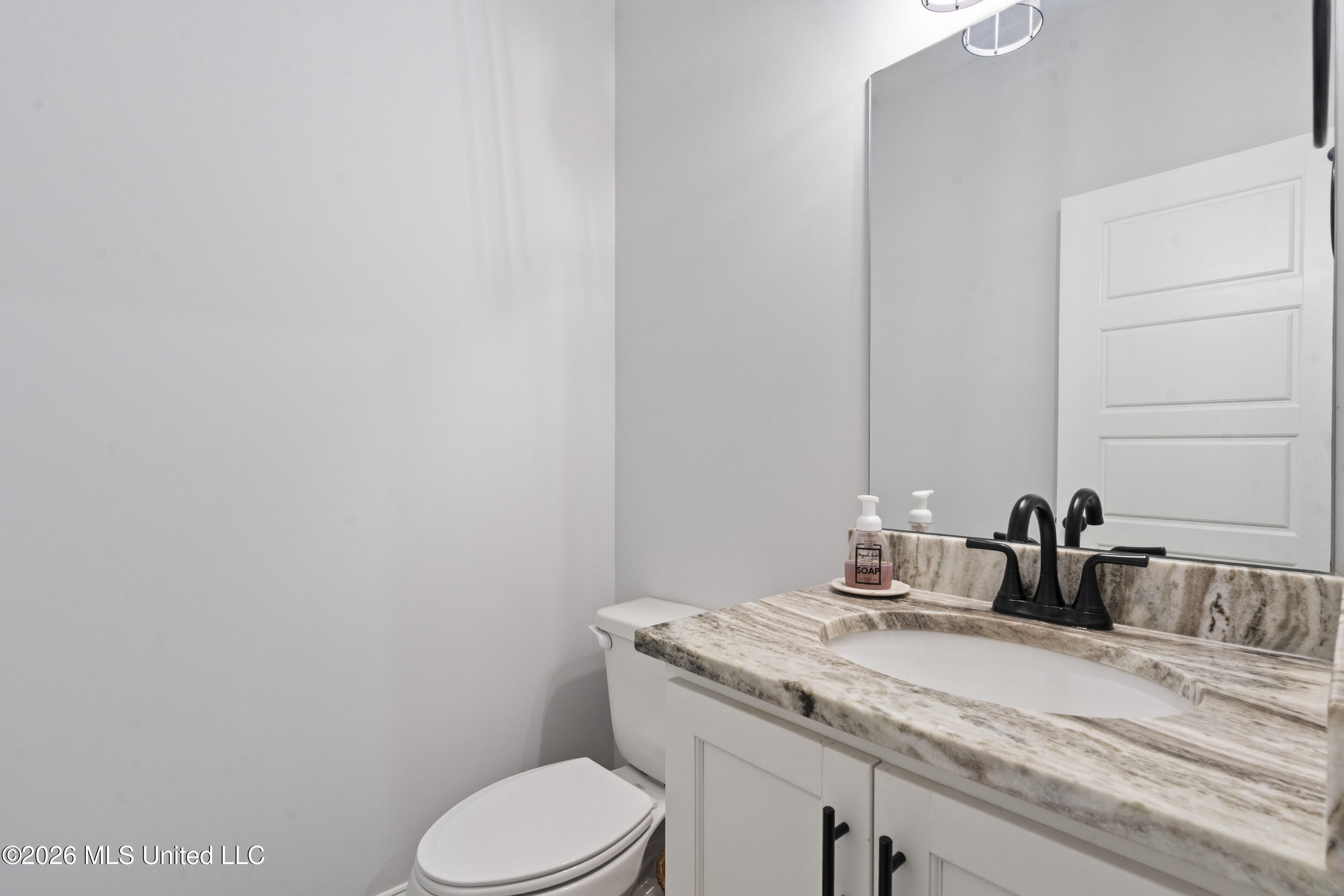 3256 Grayson Creek Drive Property Photo 16
