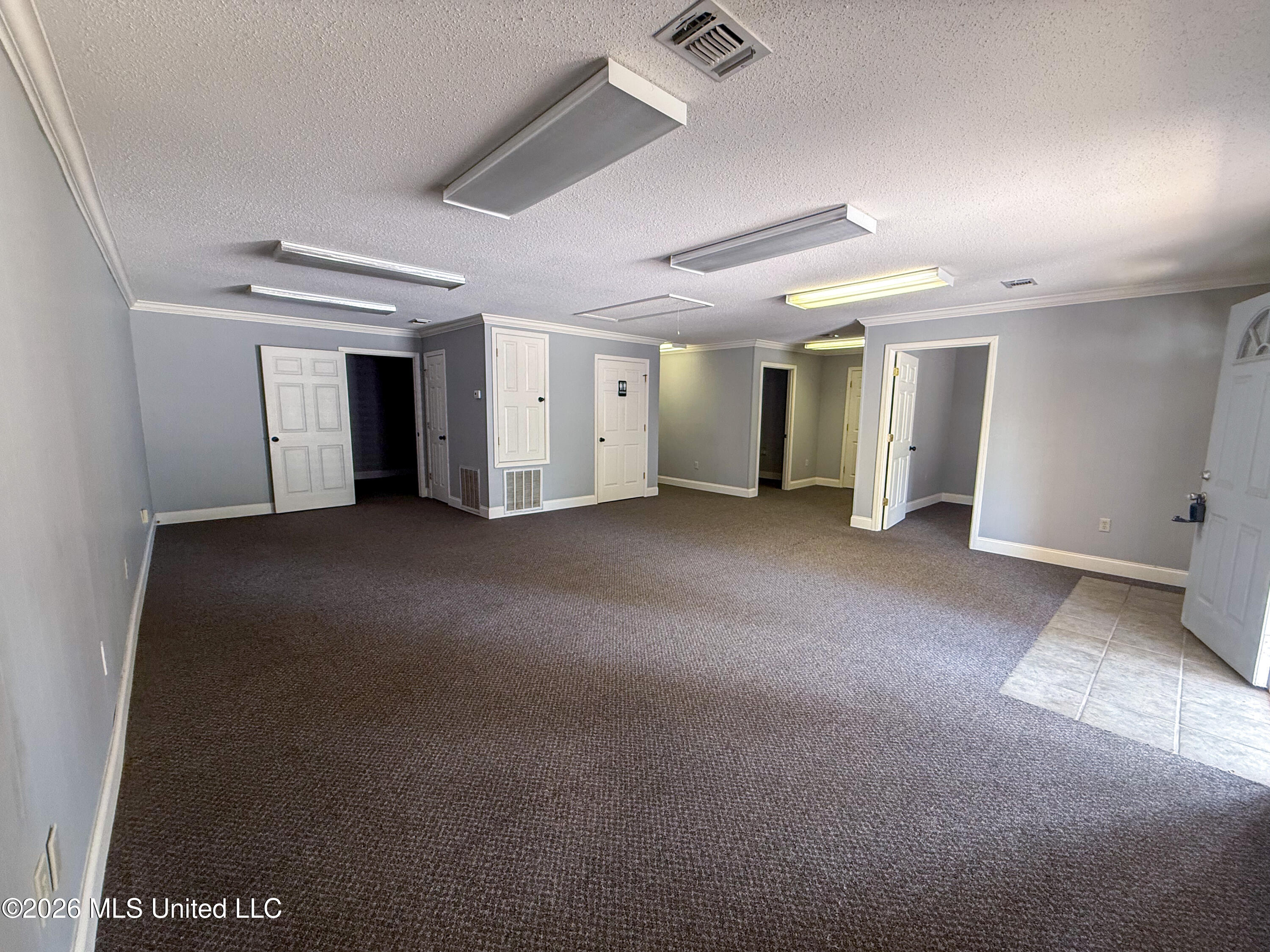 124 Summer Street Property Photo 4