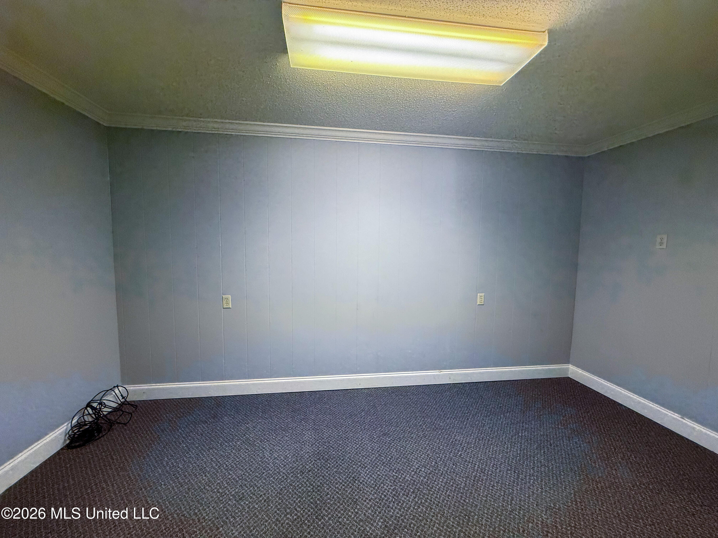 124 Summer Street Property Photo 9