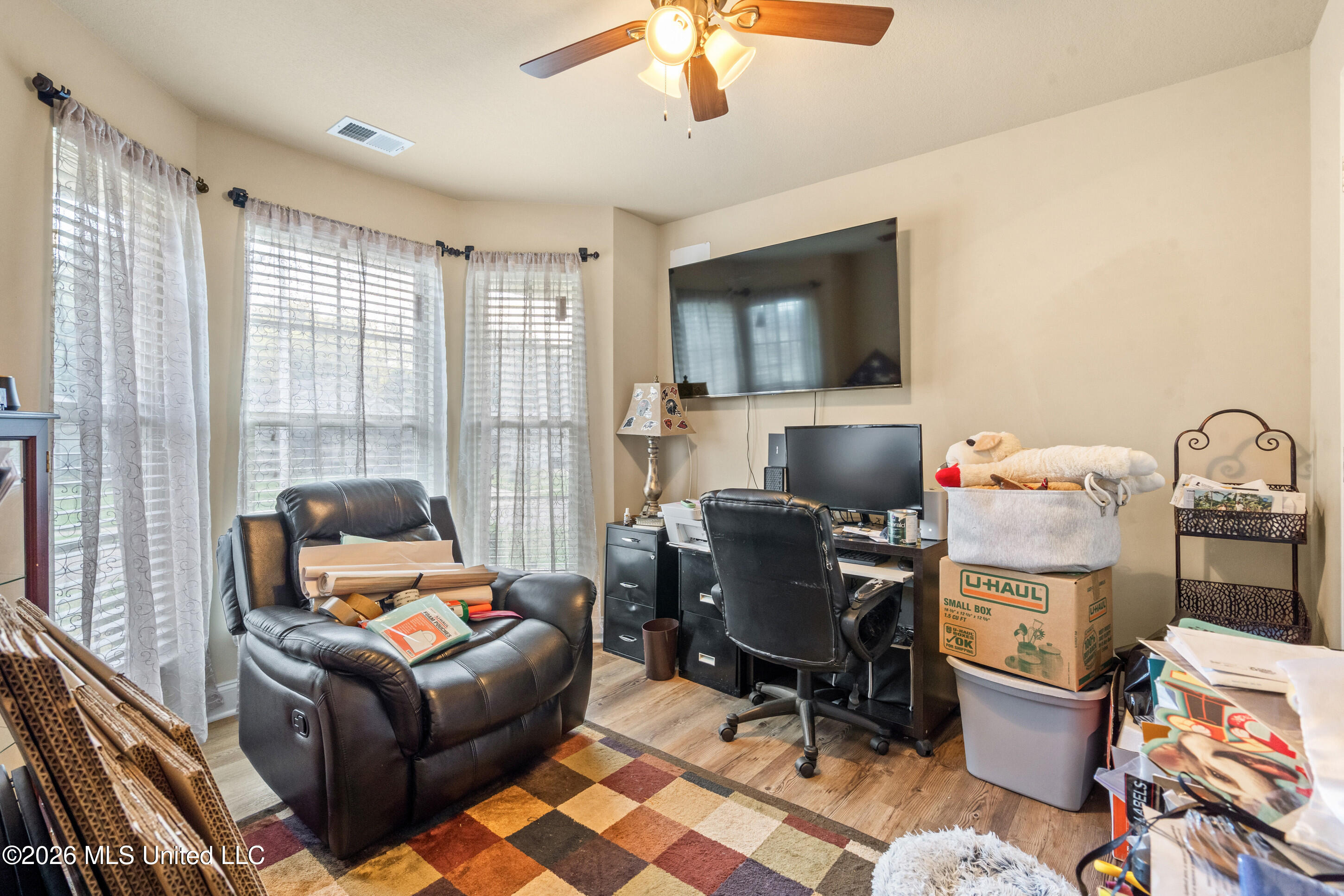 8709 Arendale Drive Property Photo 14