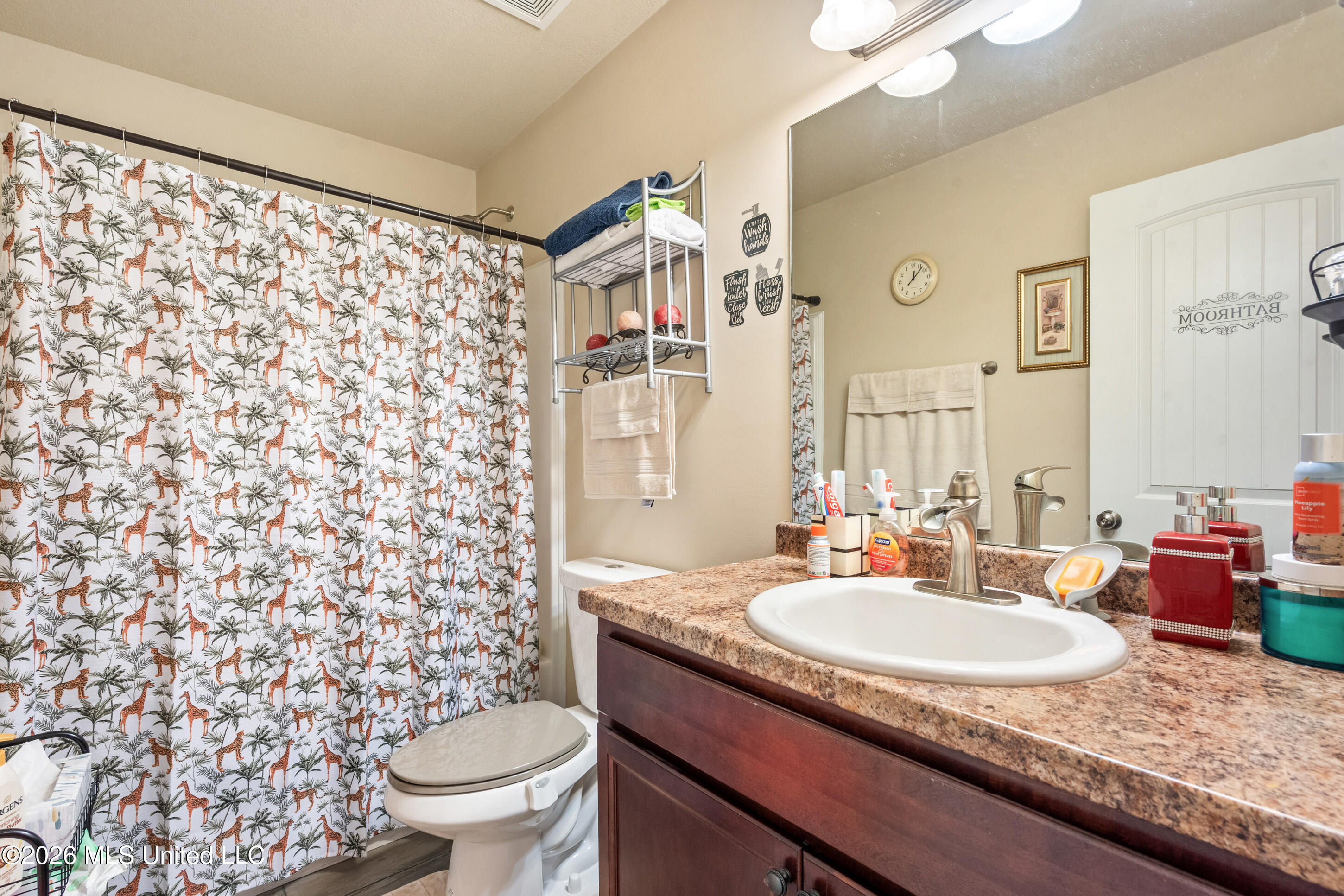 8709 Arendale Drive Property Photo 15