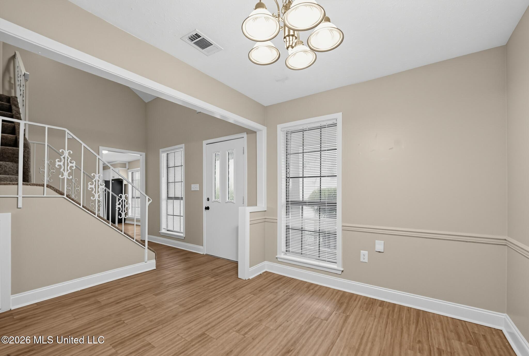 1411 Rosemont Drive Property Photo 4