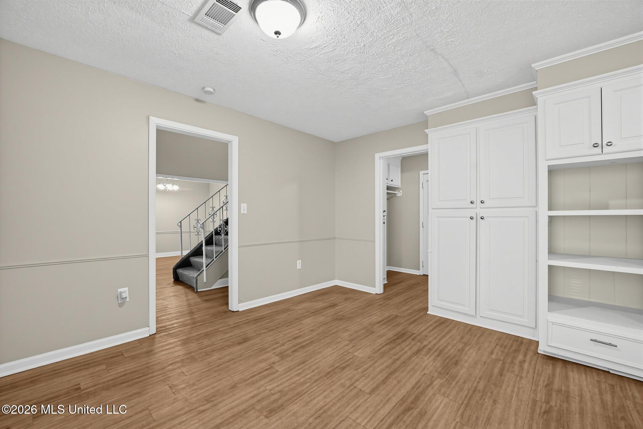 1411 Rosemont Drive Property Photo 9