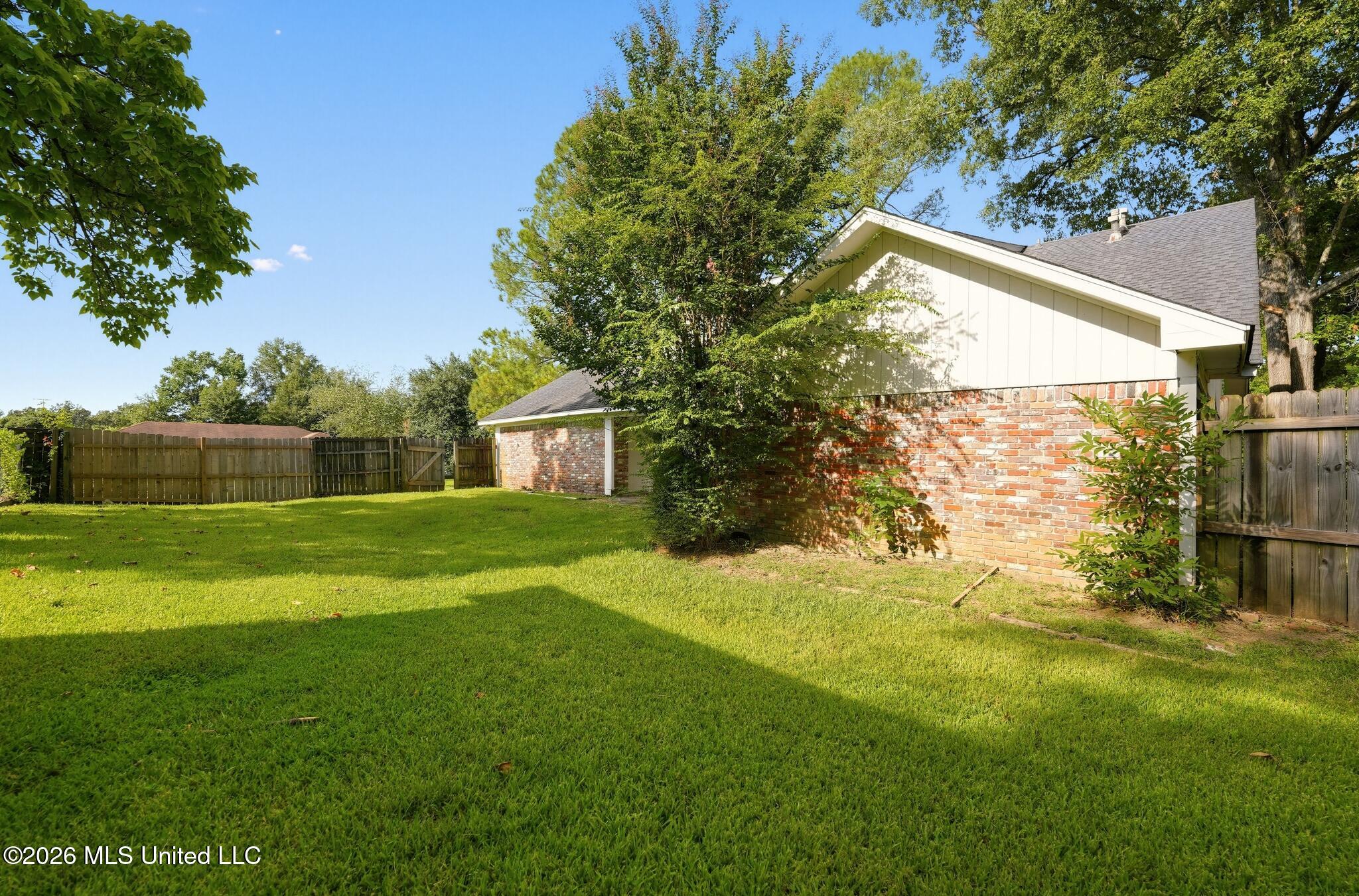 1411 Rosemont Drive Property Photo 38