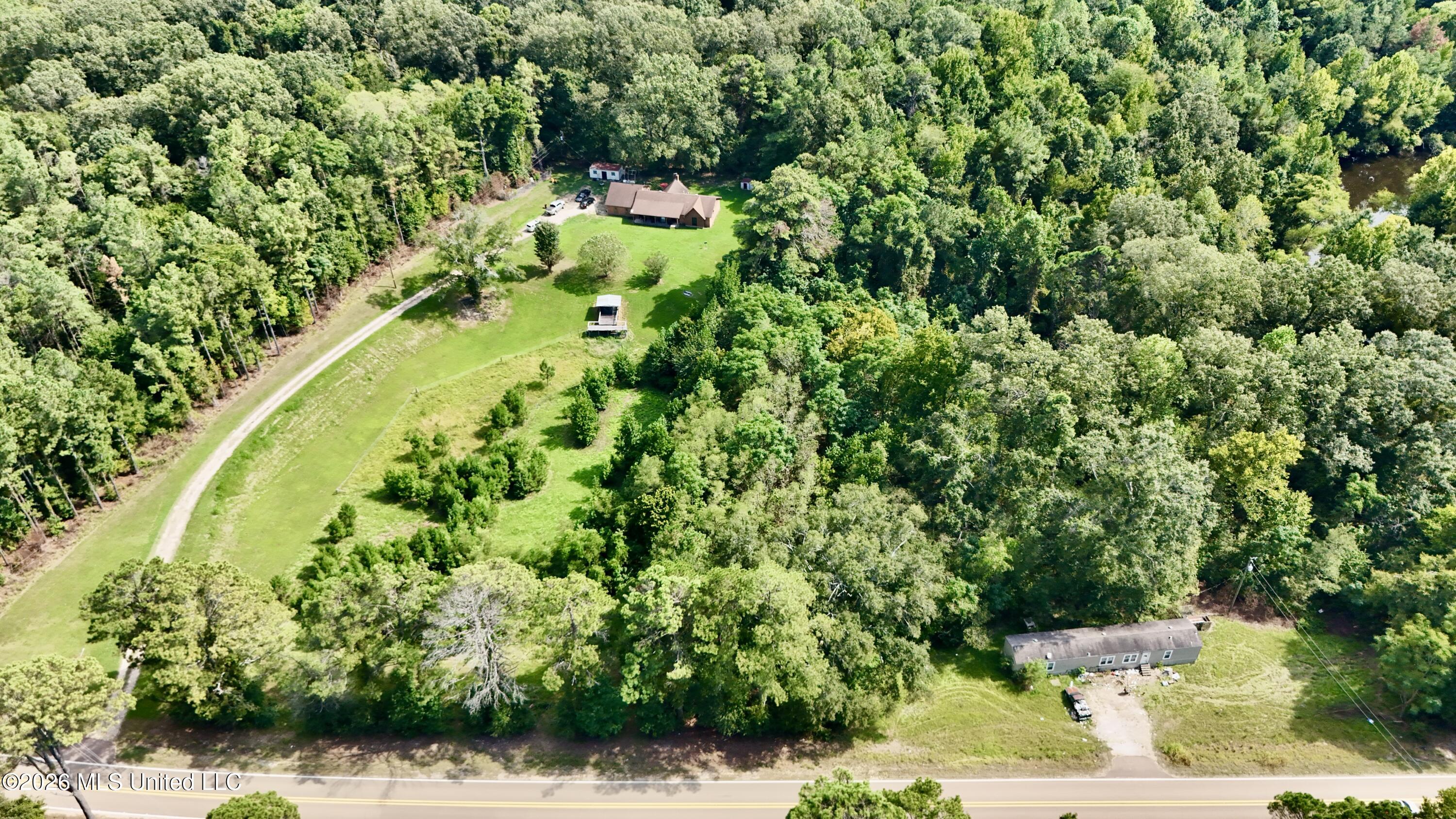 4870 Highway 433 Property Photo 32