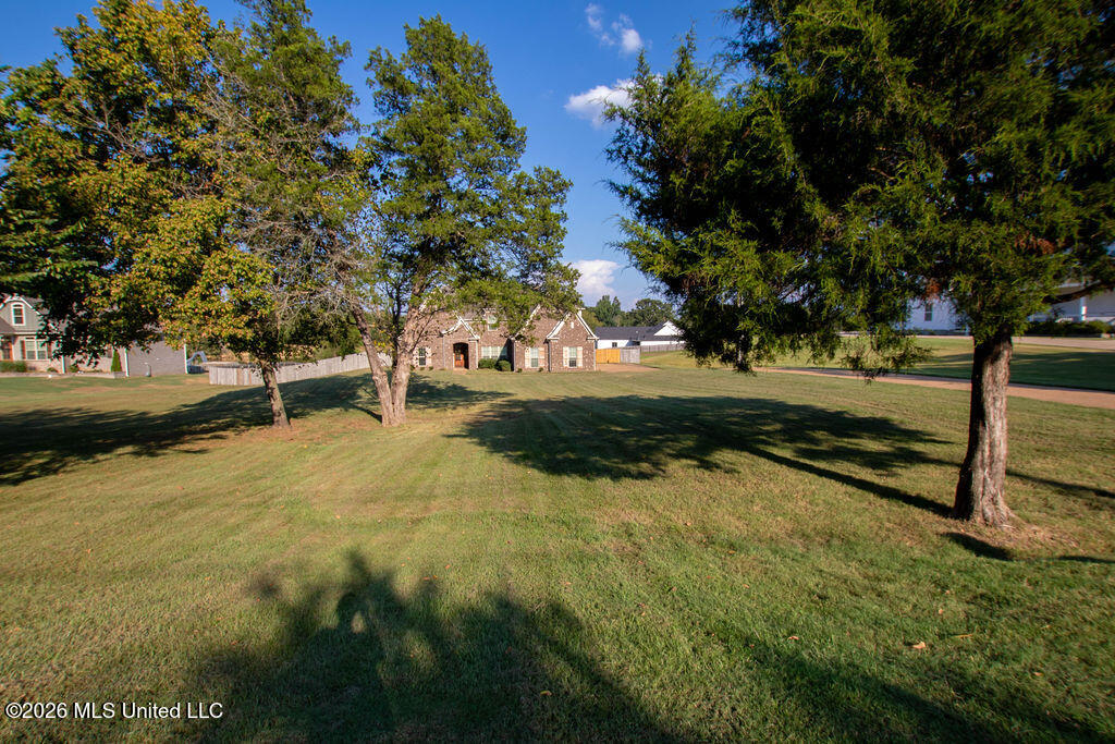 866 Craft Road Property Photo 3
